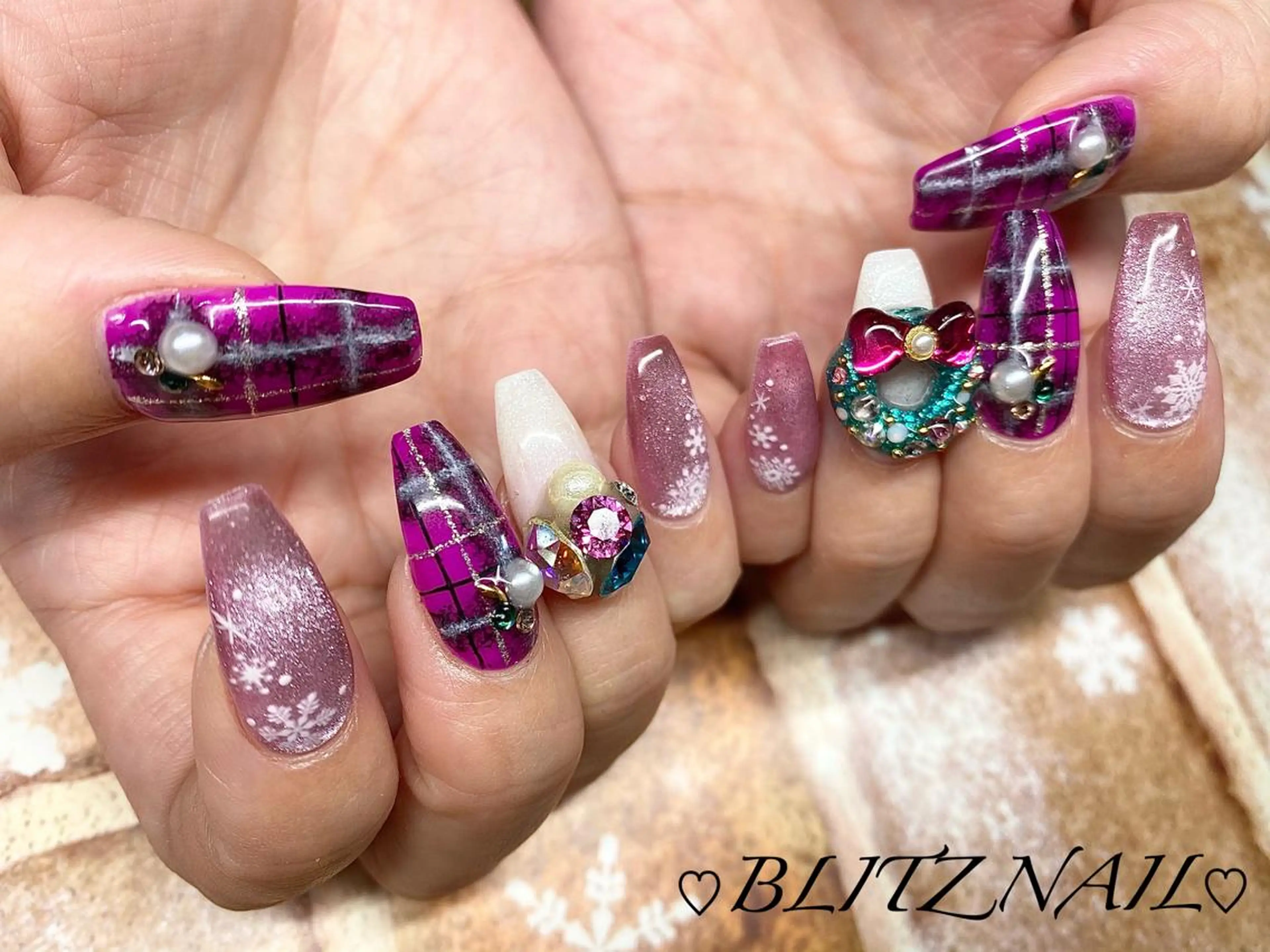 ネイル BLITZ Nail 岩田💅🏻✨のネイルデザイン