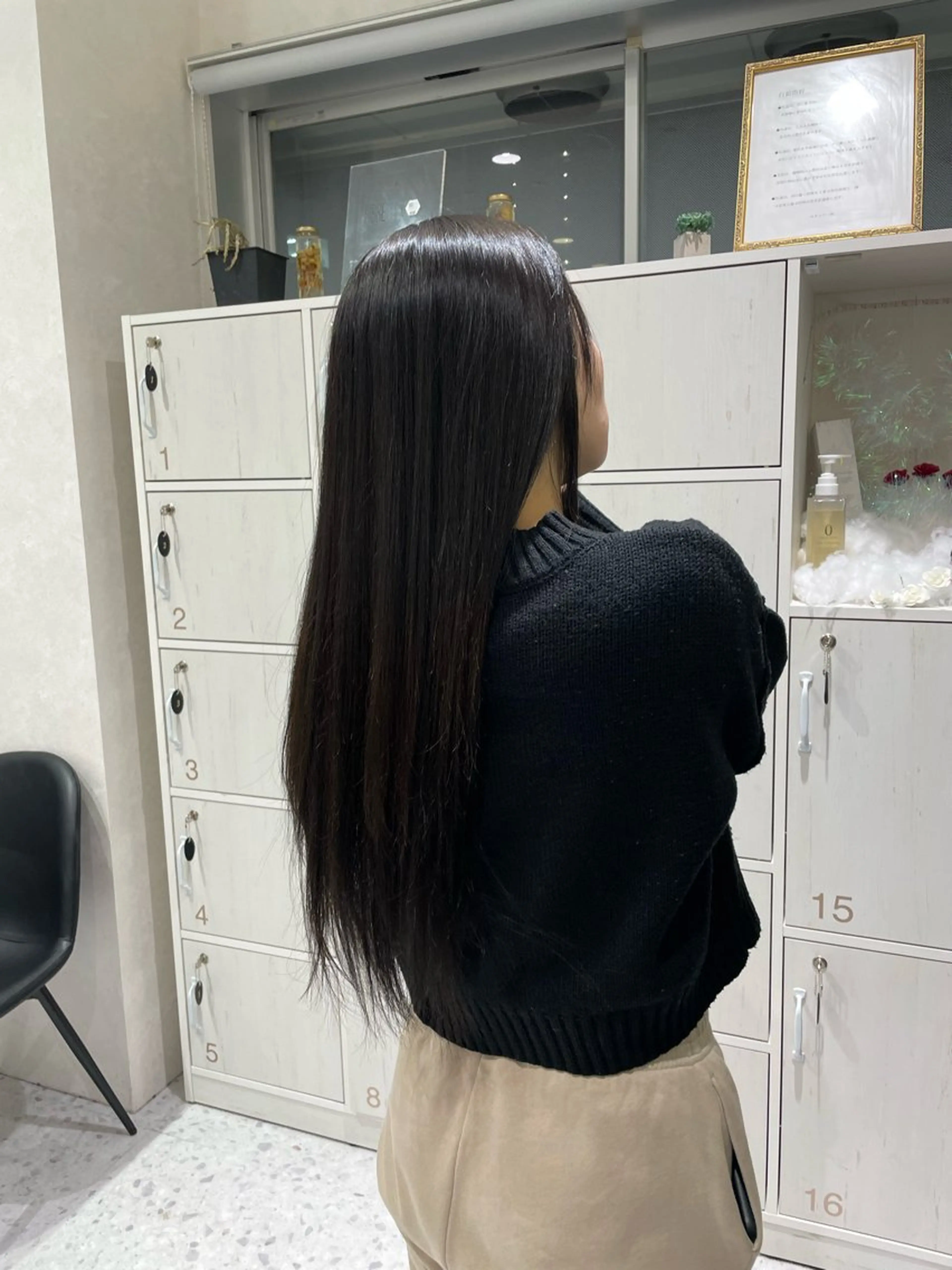 ロング カラー 透明感カラー オリーブカラー 山田 梨央のヘアスタイル