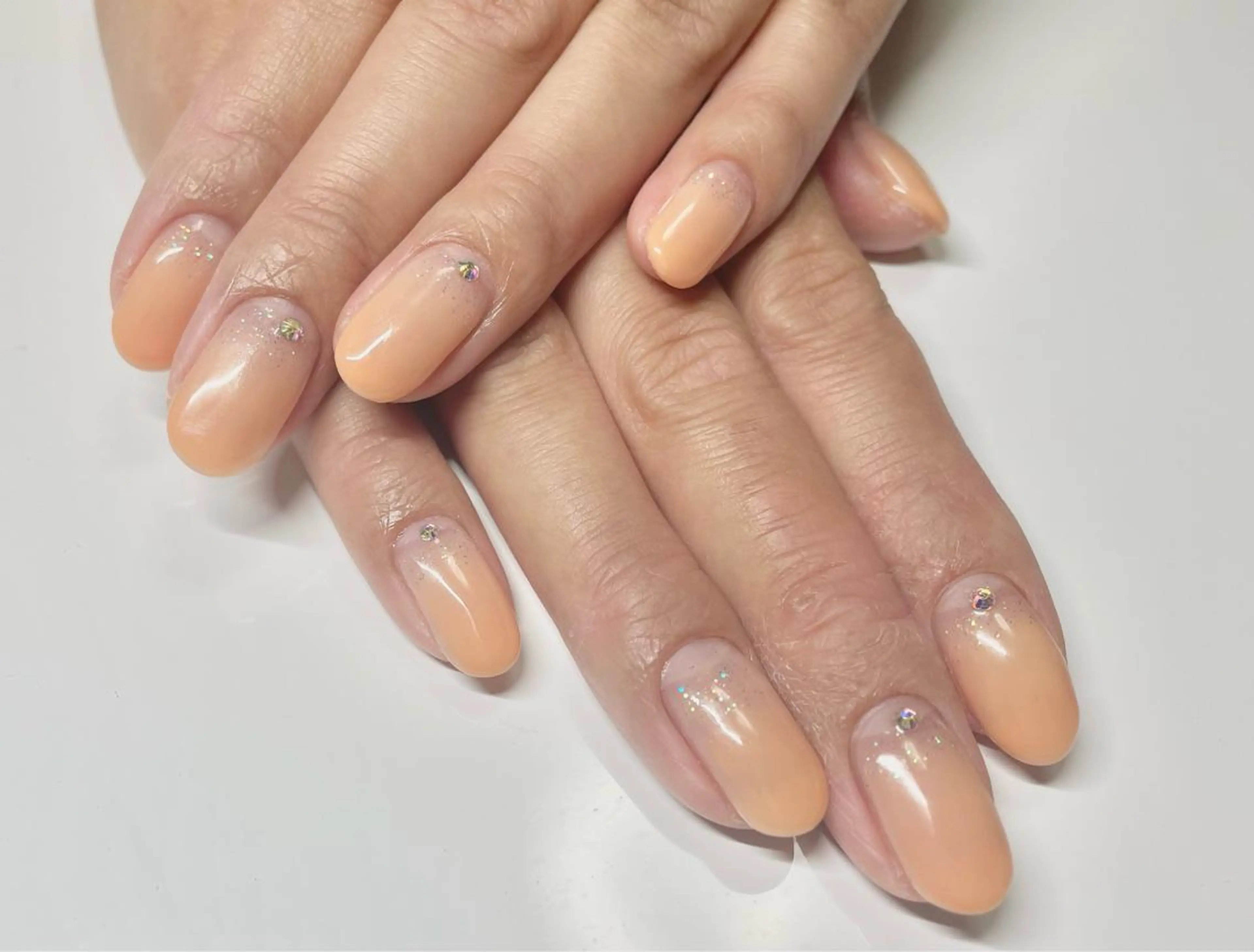 ネイル ラメ(グリッター) ストーンネイル ハンドネイル ネイルサロン Purimaのネイルデザイン