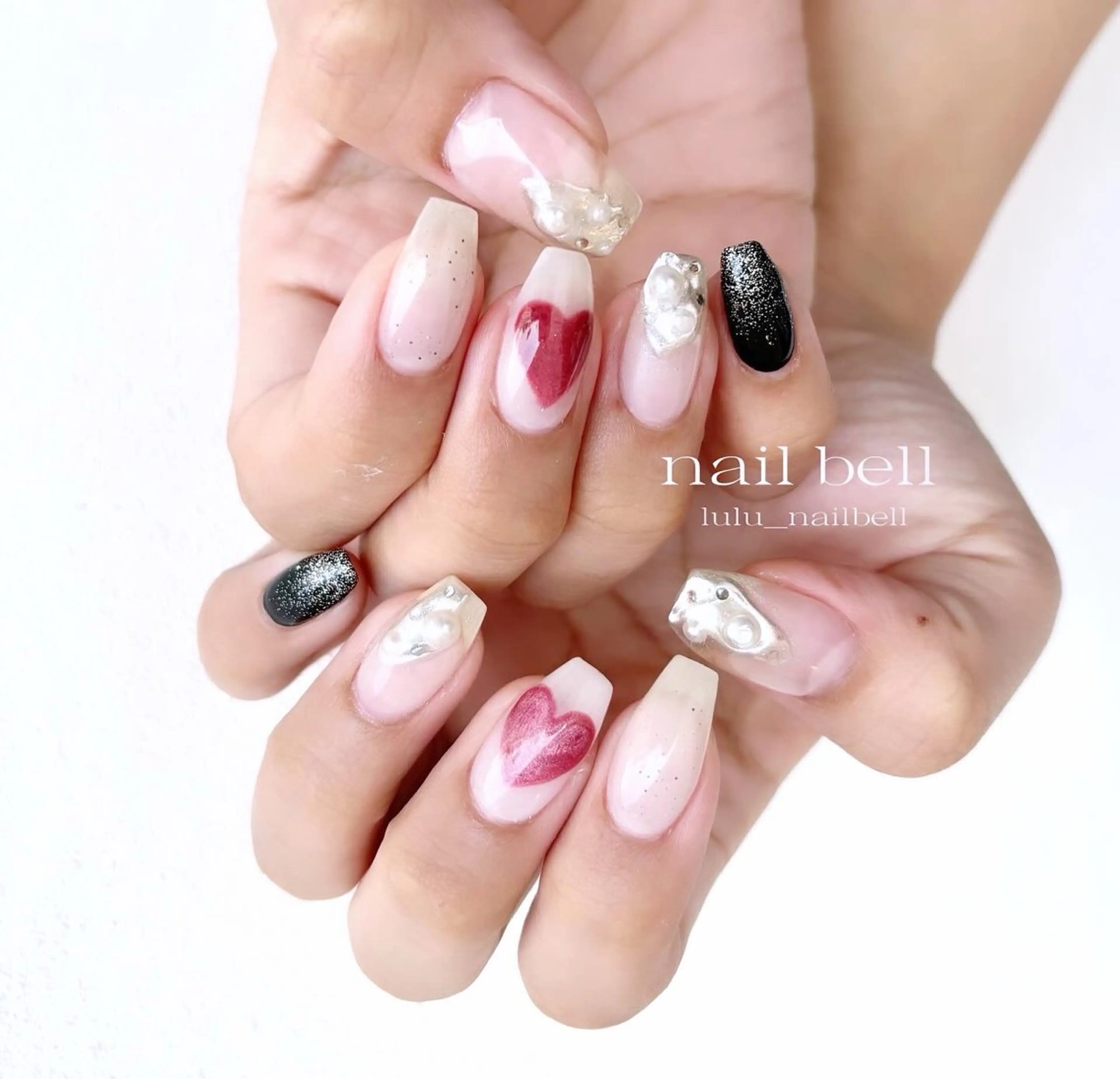 ネイル 大人可愛いネイル🎗 Hinaのネイルデザイン