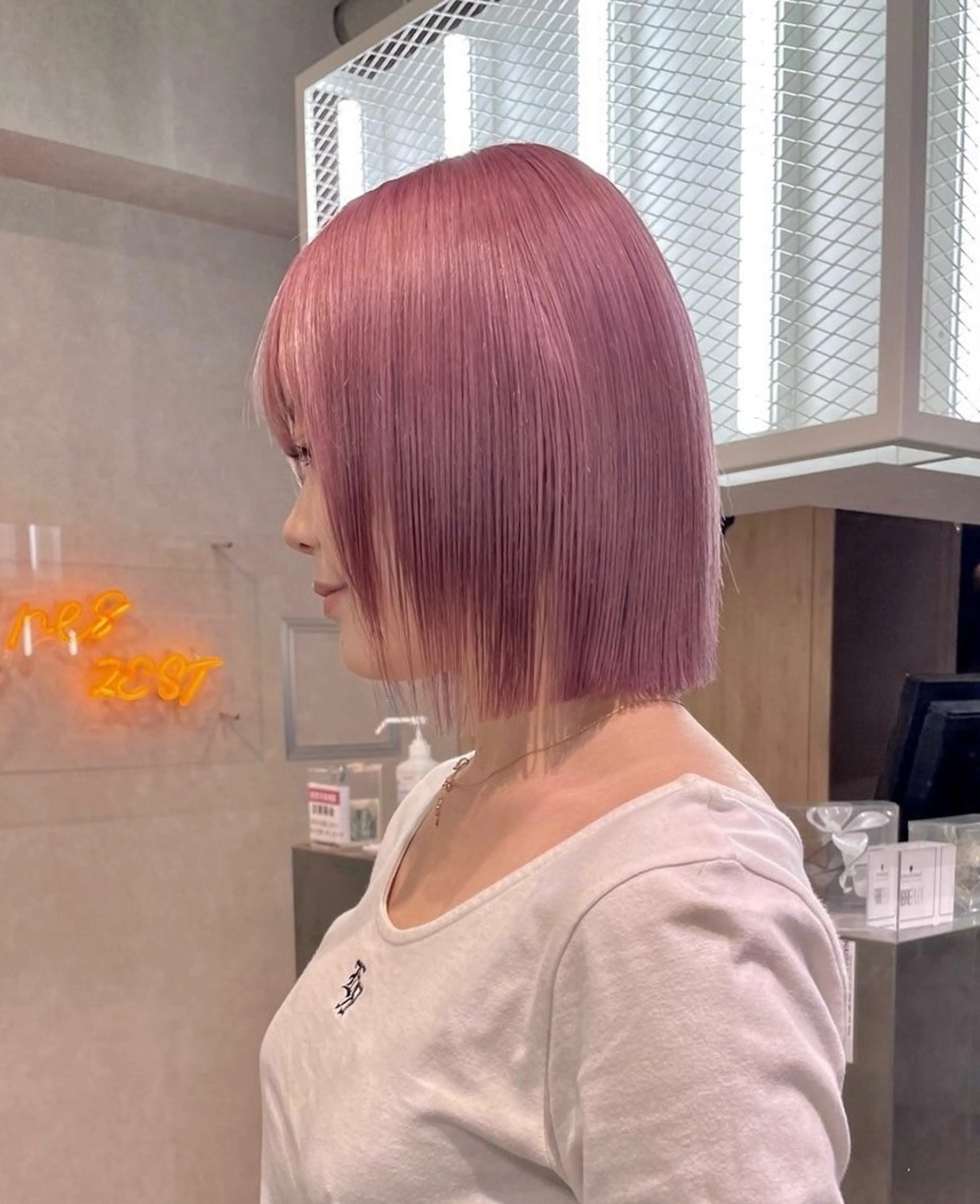 ショート カラー ハイトーンカラー ピンクカラー ヘアカラー 艶ハイトーン/ 輝保🤍✨のヘアスタイル