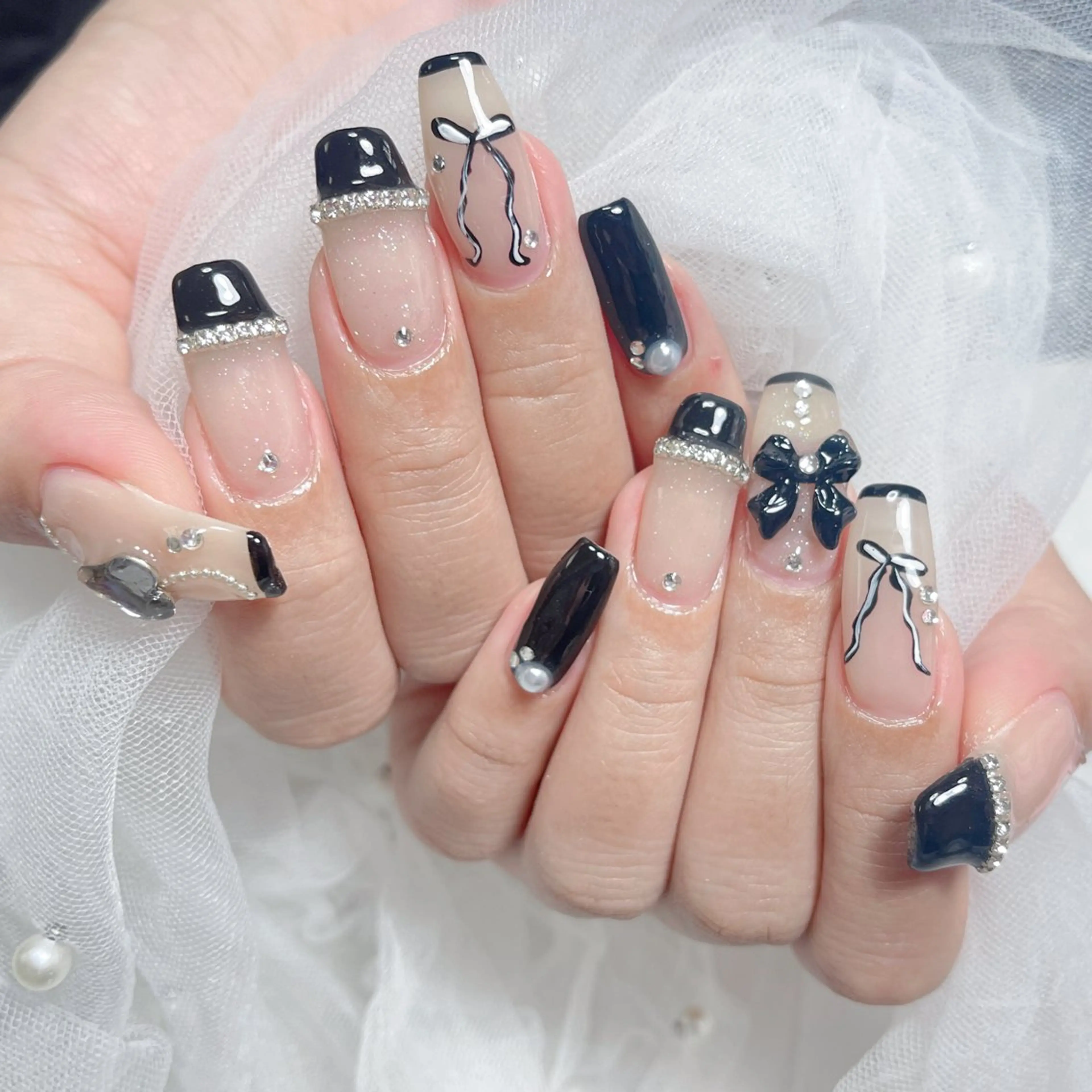 ネイル ハンドネイル 🎀ネイルサロン エクラYUI🎀のネイルデザイン