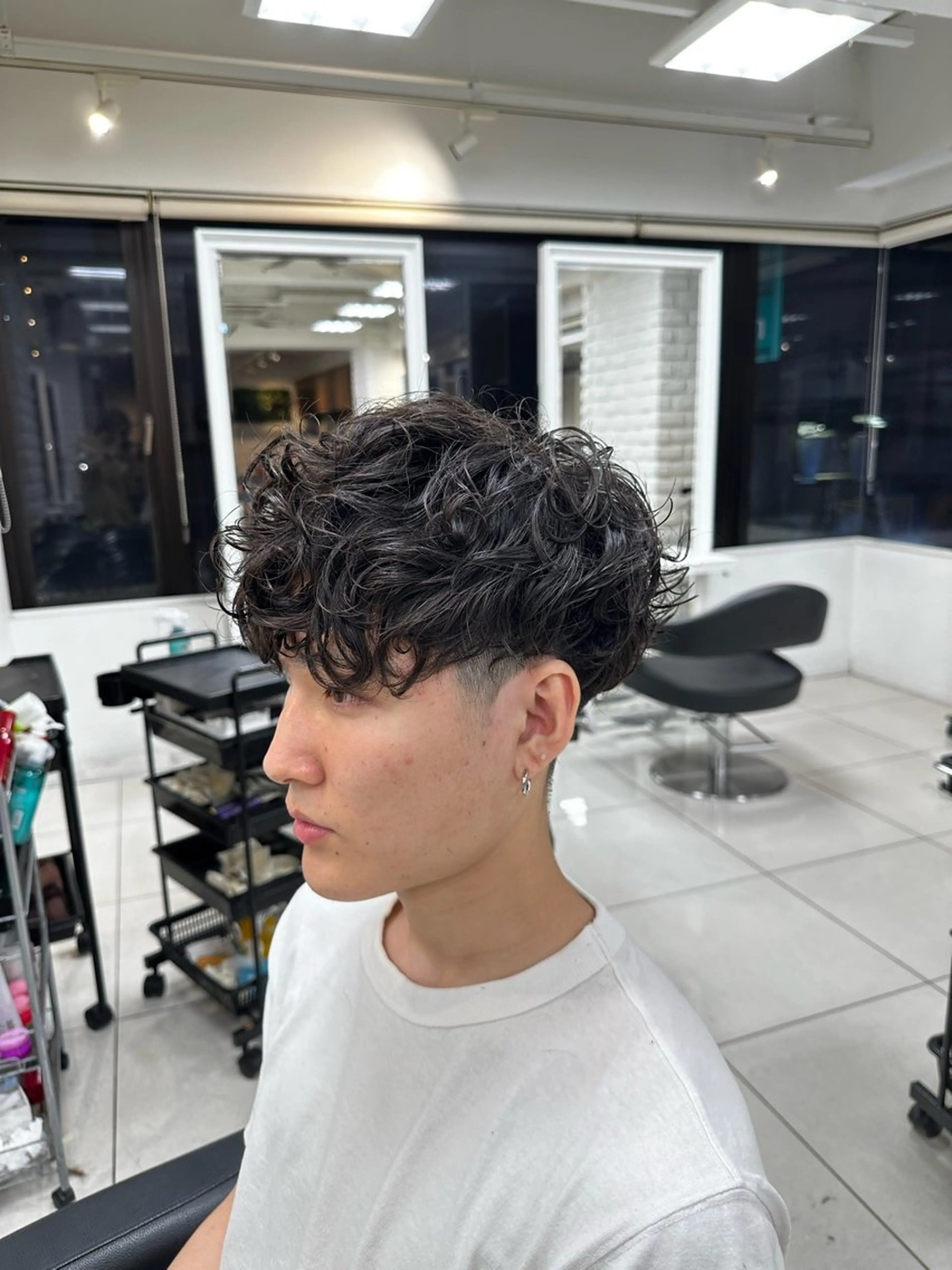 ショート パーマ メンズ スペインカール カット パーマ トリートメント フェザーパーマ職人 🪶ryosukeのヘアスタイル