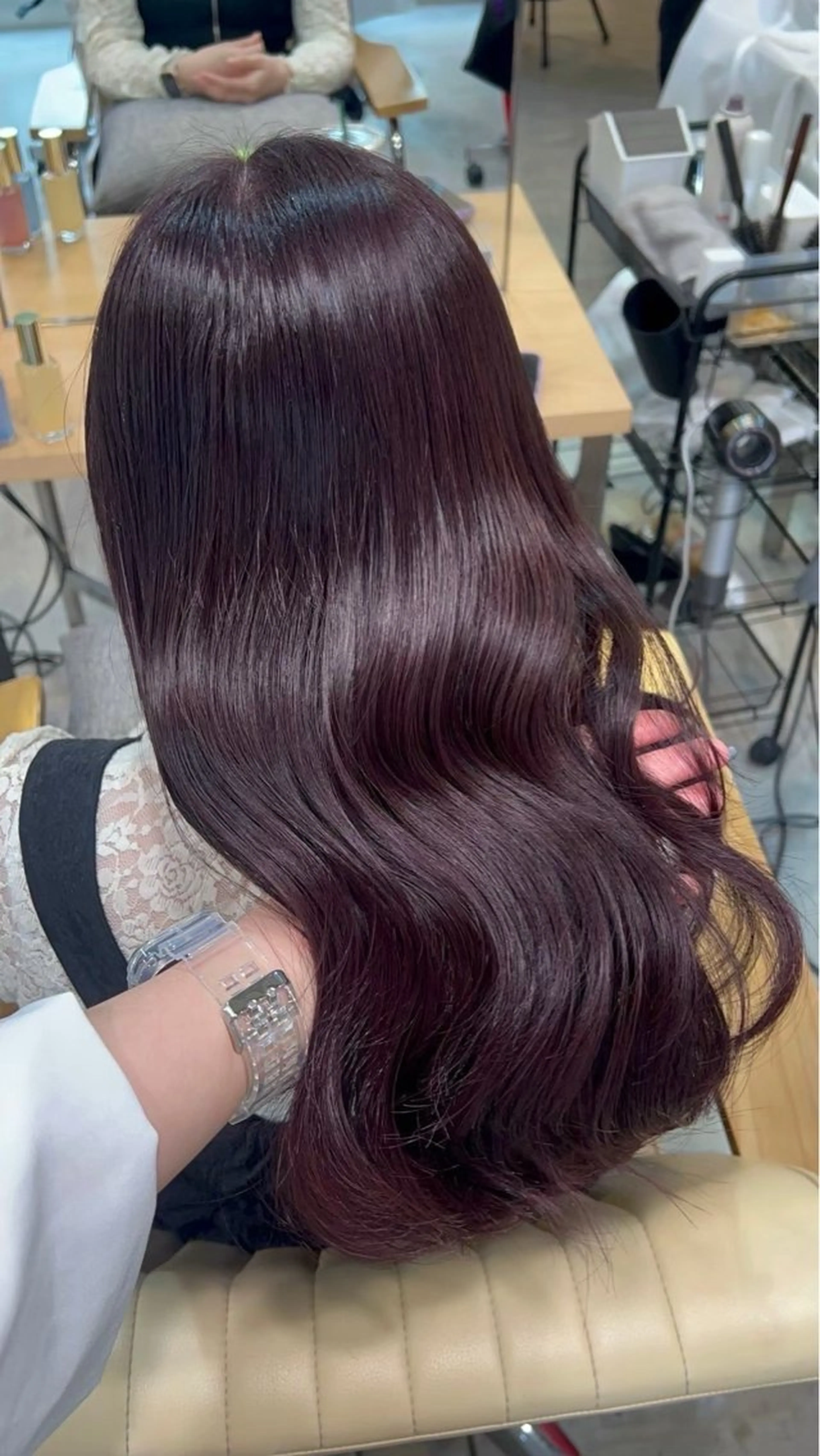 【平日限定】艶々ワンカラー+2stepトリートメント👩‍🦳(ロング料金無し)の写真