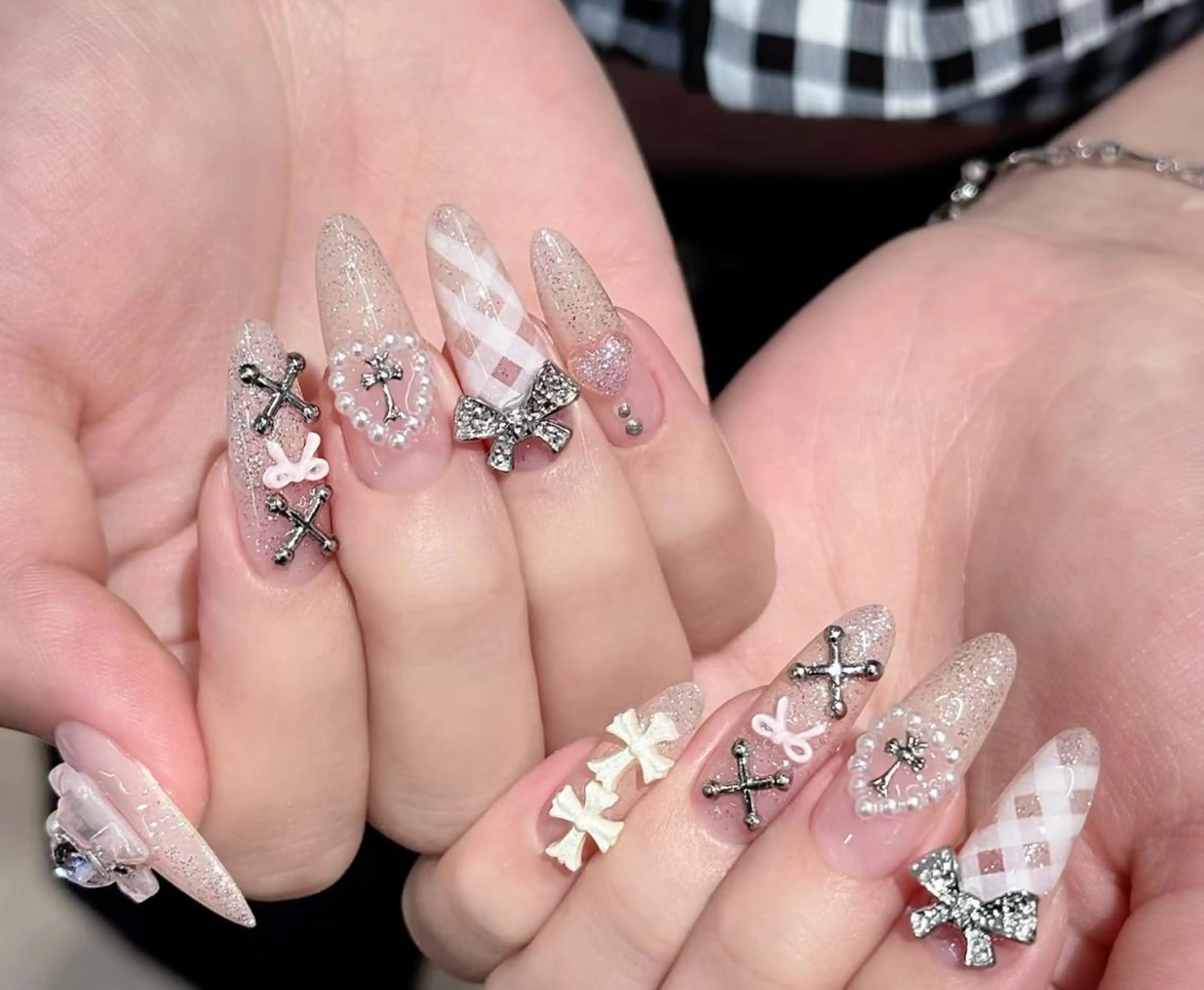 ネイル ハンドネイル Pure&Rich Nailのネイルデザイン