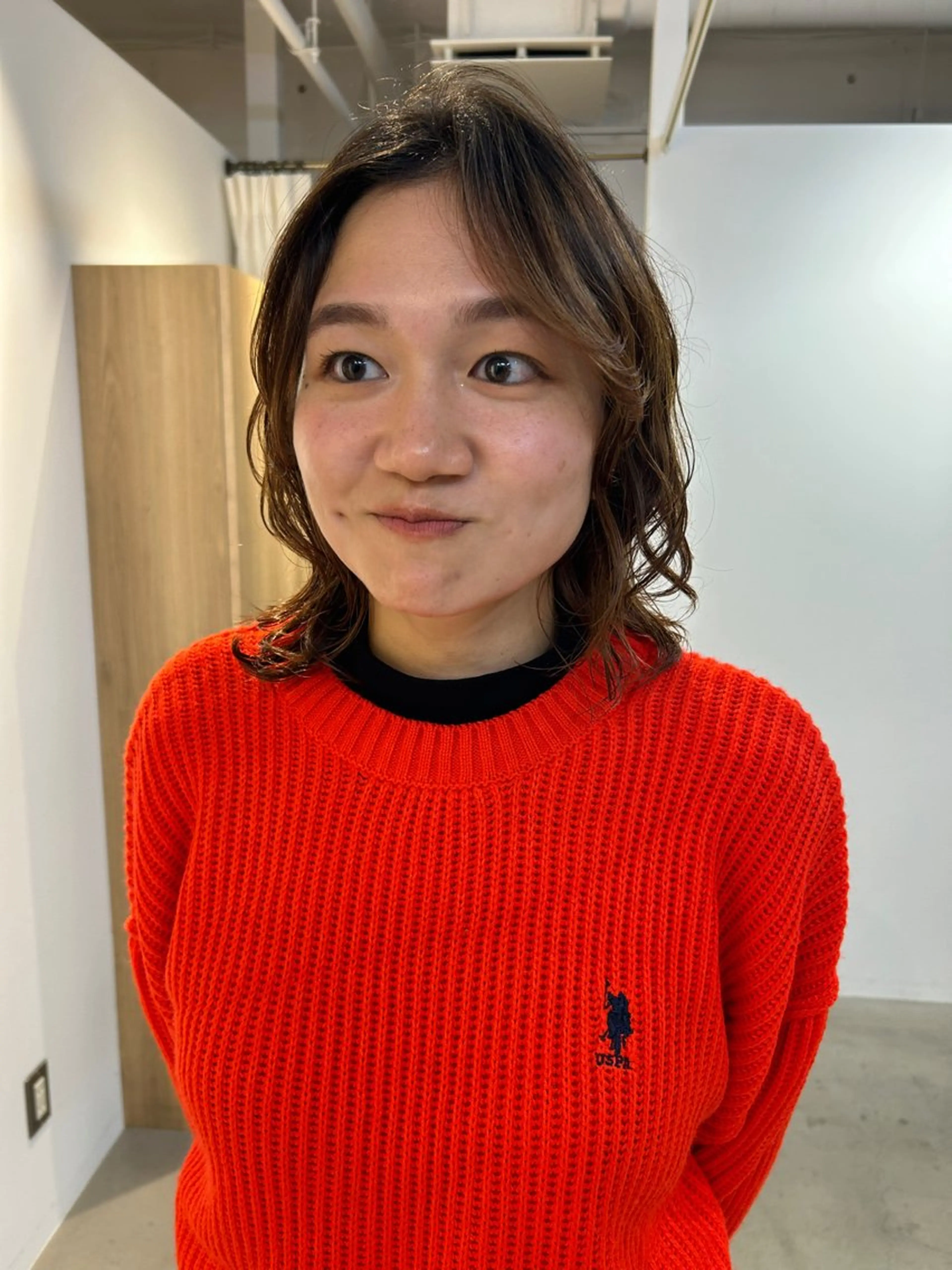 ミディアム Ata.所属・kubo nozomiのヘアスタイル