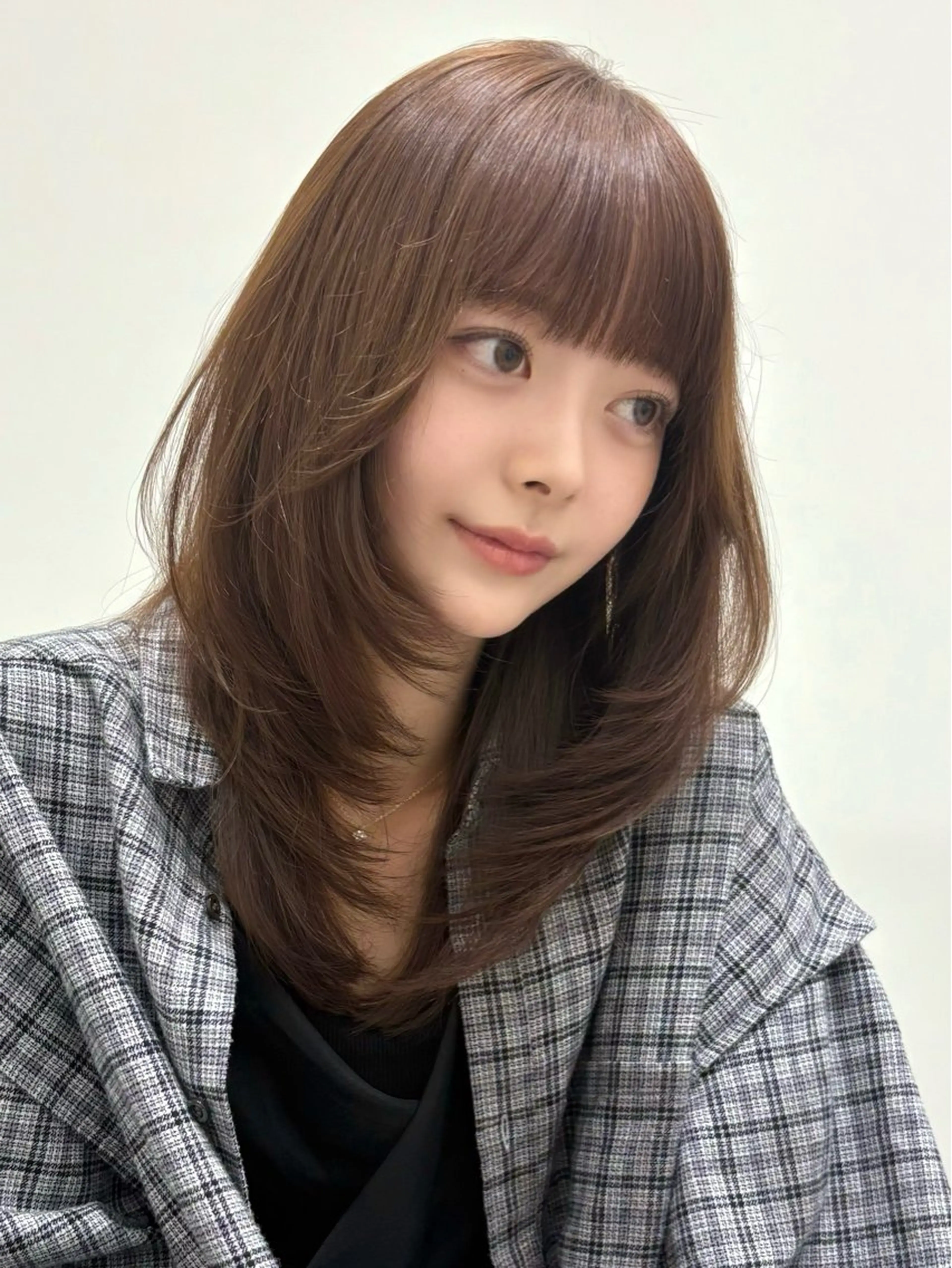 セミロング レイヤーカット 小顔カット カット トリートメント PULSE yokohama所属・横浜駅/韓国レイヤー /髪質改善のヘアスタイル