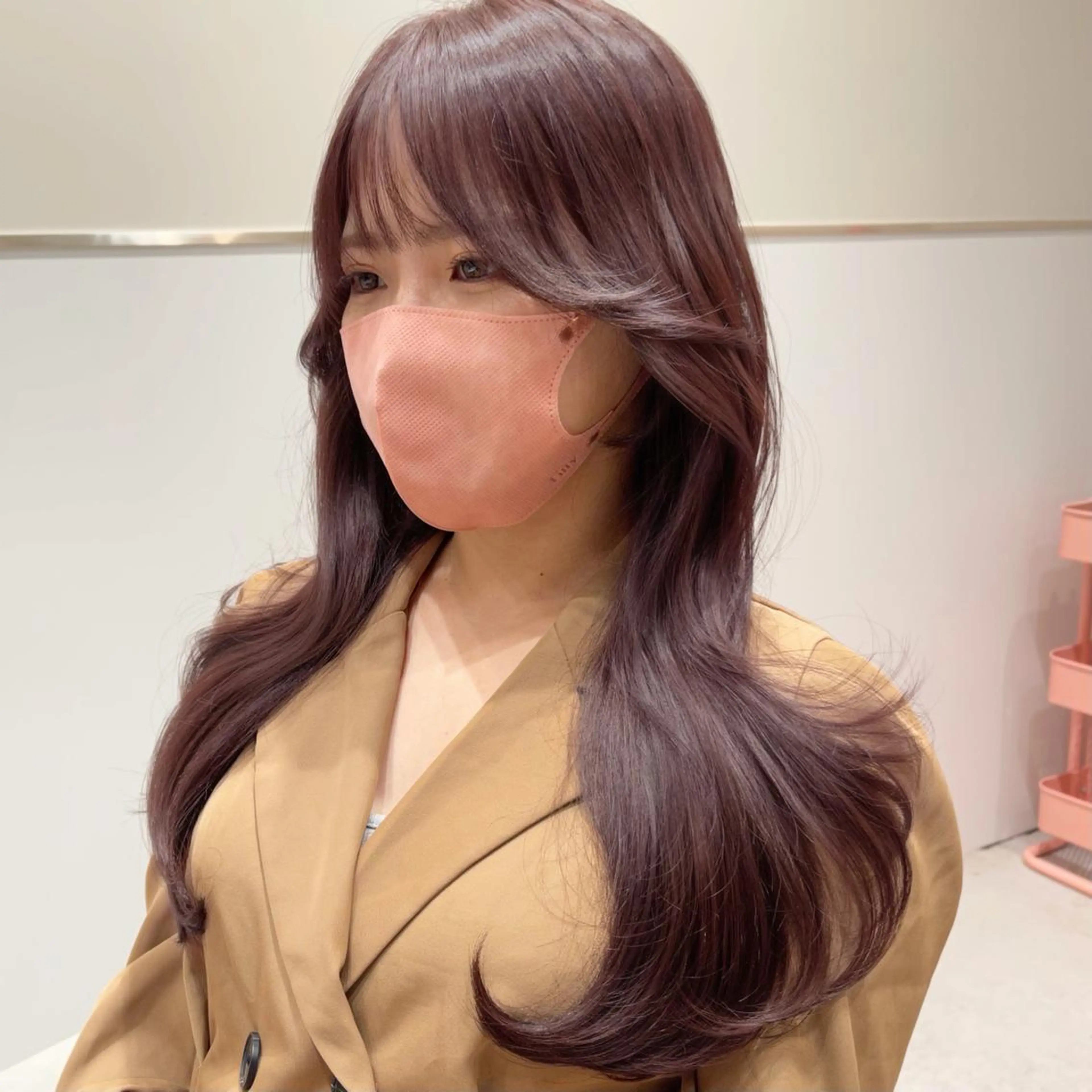 セミロング くびれヘア かきあげバング 似合わせカット 小顔カット ワンホンヘア カット ヘアカラー トリートメント ボブパーマ ウルフパーマのヘアスタイル
