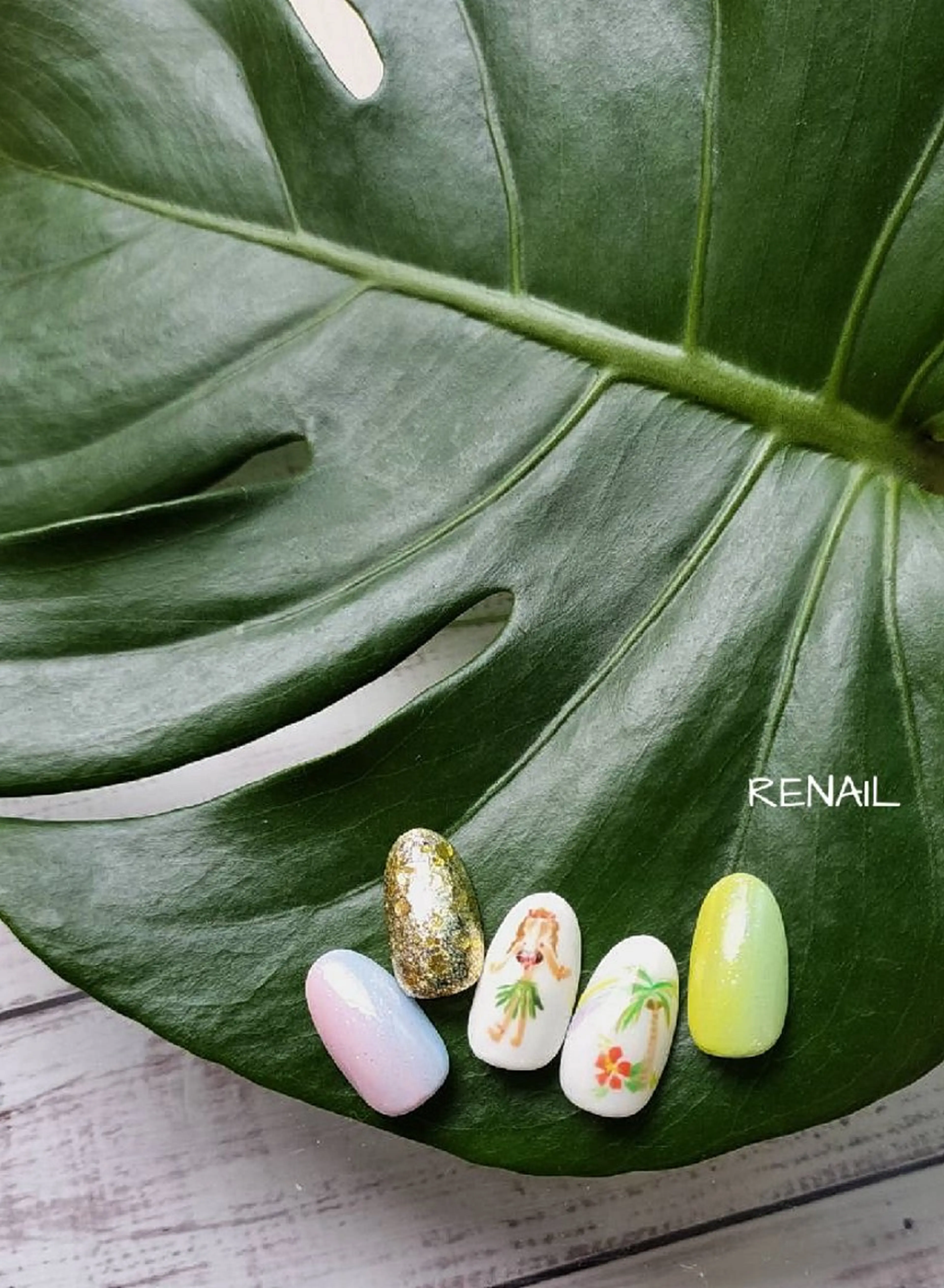 ネイル RENAIL  玲奈のネイルデザイン