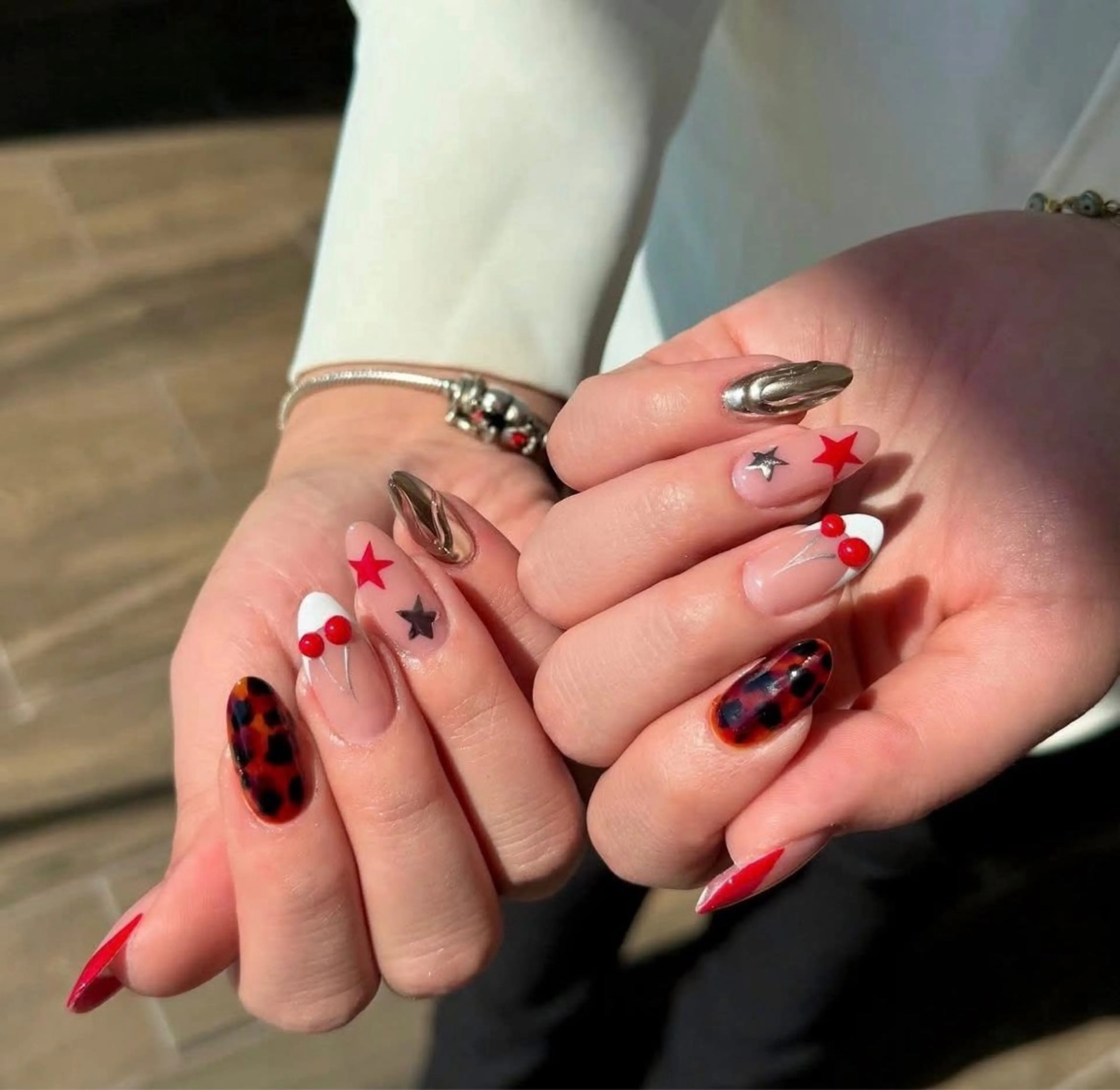 ネイル アートネイル 成人式 ジェルネイル ニュアンスネイル ネイルチップ Kora Nailのネイルデザイン