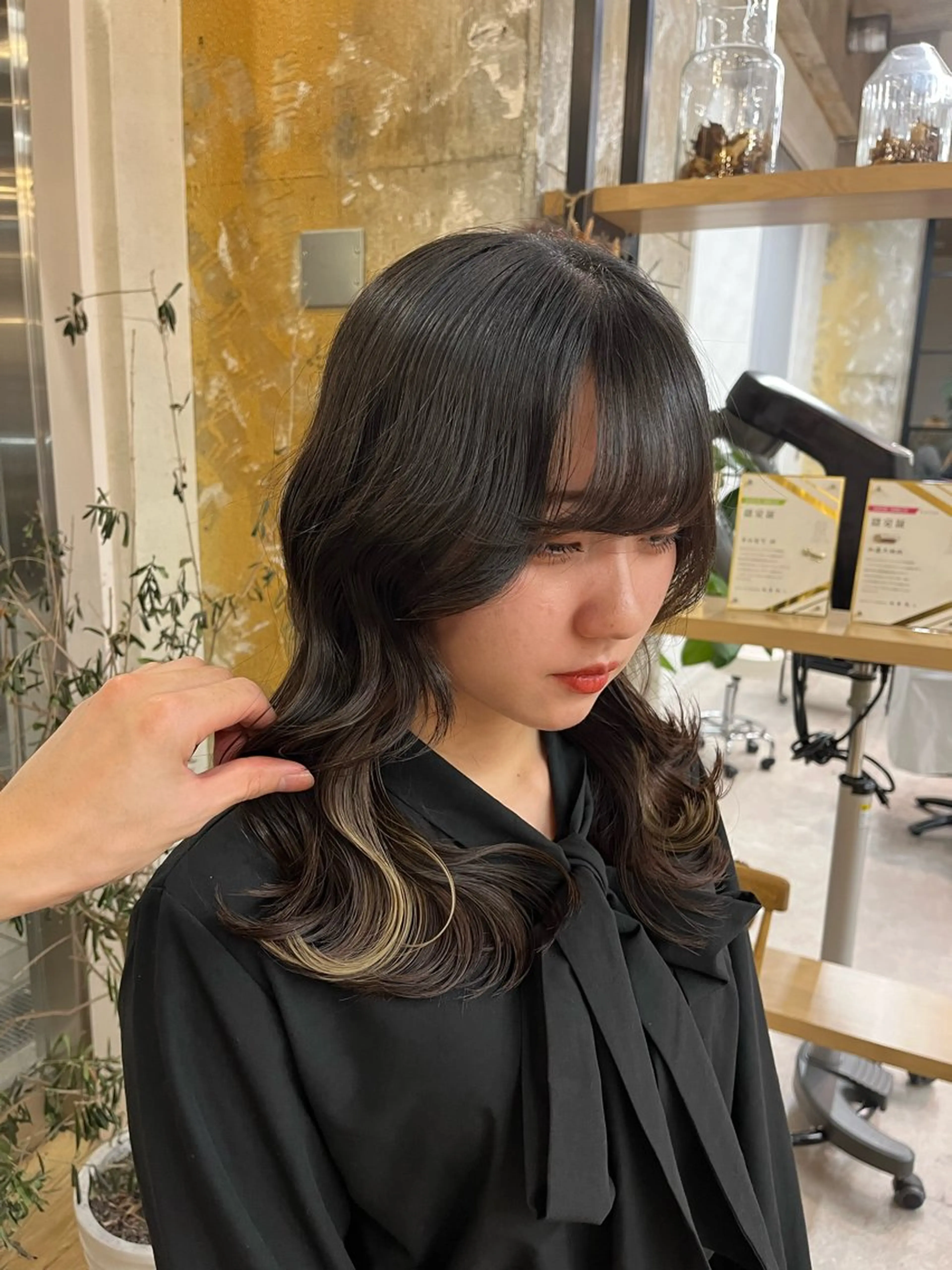 ロング カラー ニュアンスパーマ 曲がる縮毛矯正　爲石のヘアスタイル