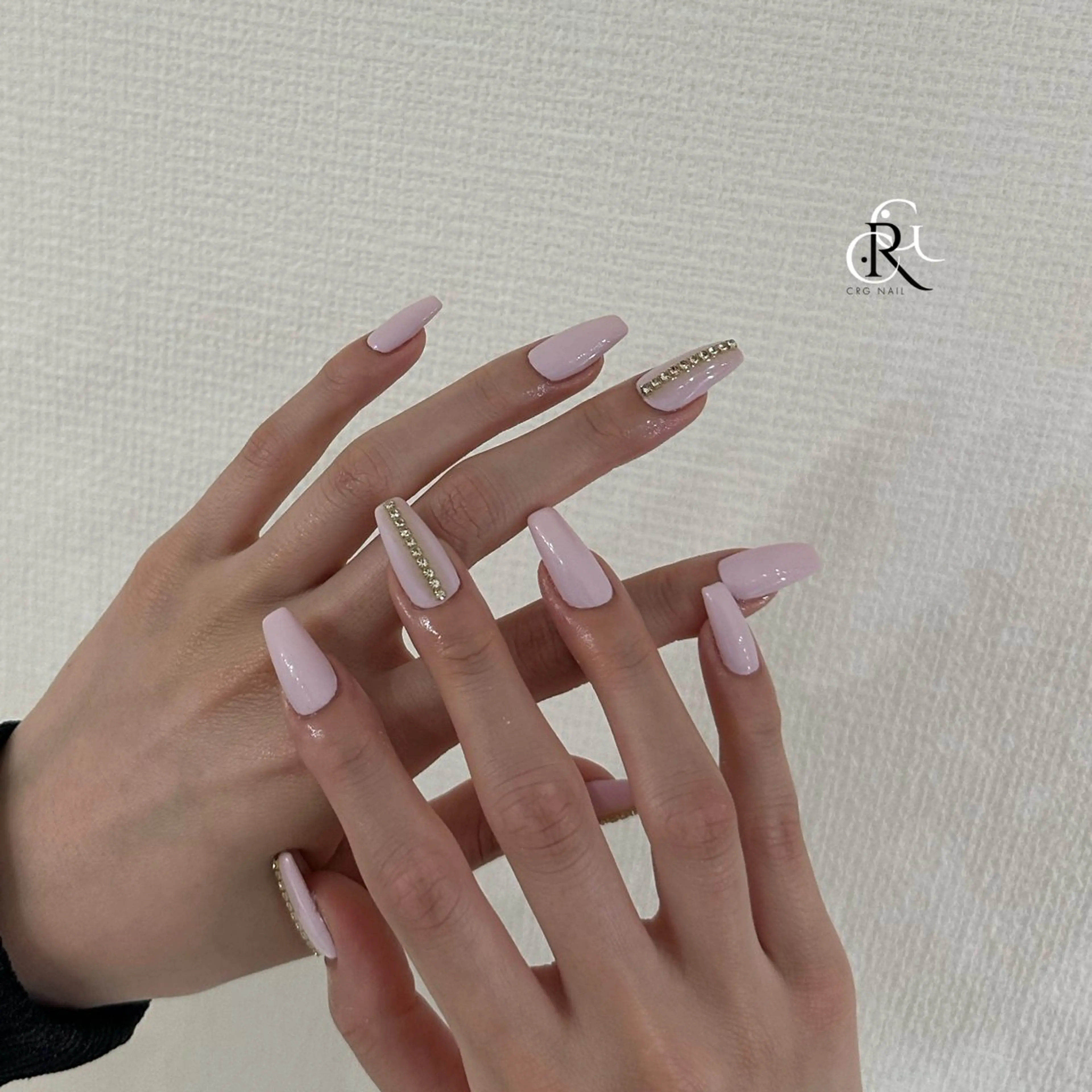 ネイル ストーンネイル ハンドネイル 美フォルム✨ CRG　RURIのネイルデザイン