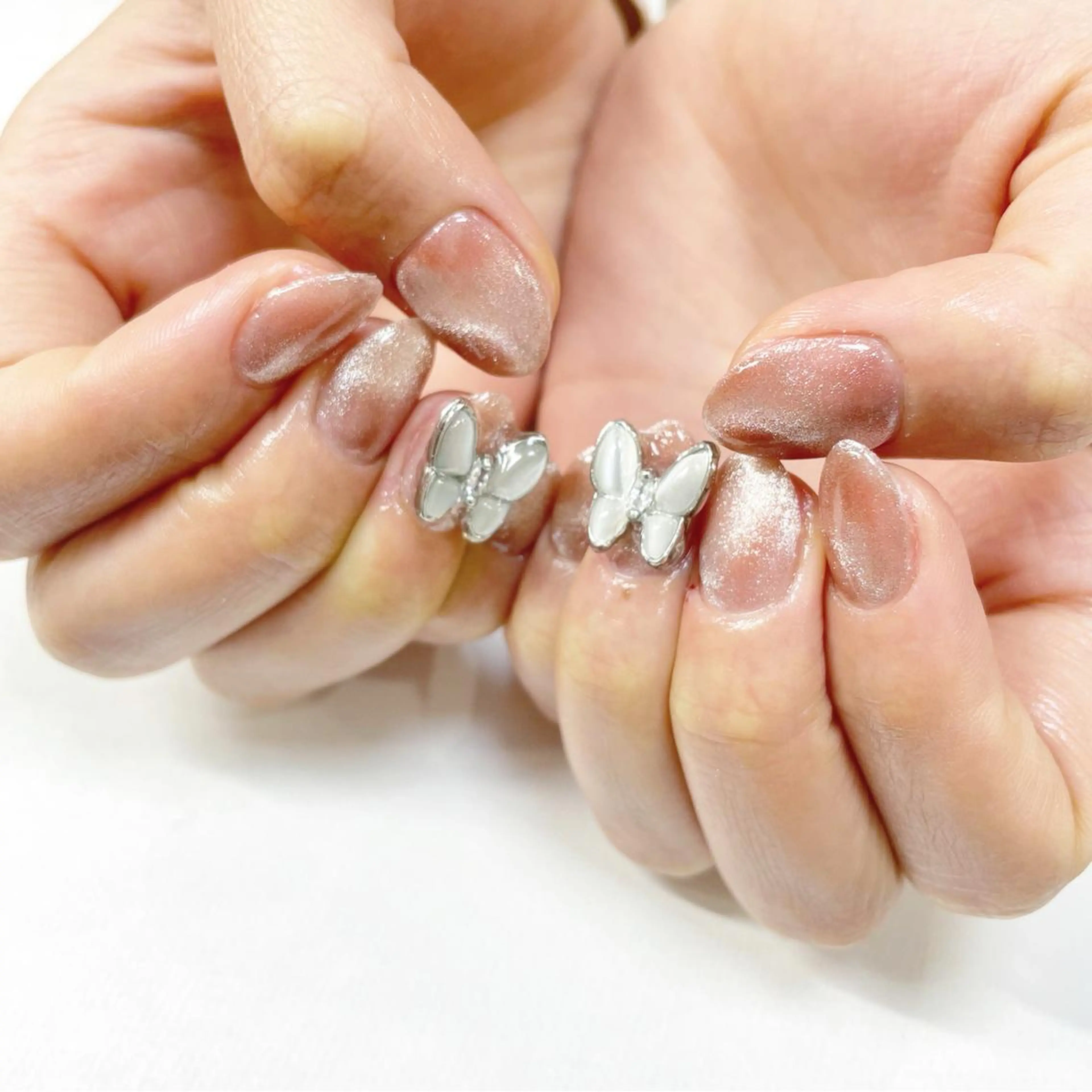 ネイル マグネットネイル ハンドネイル Minami 🍓のネイルデザイン