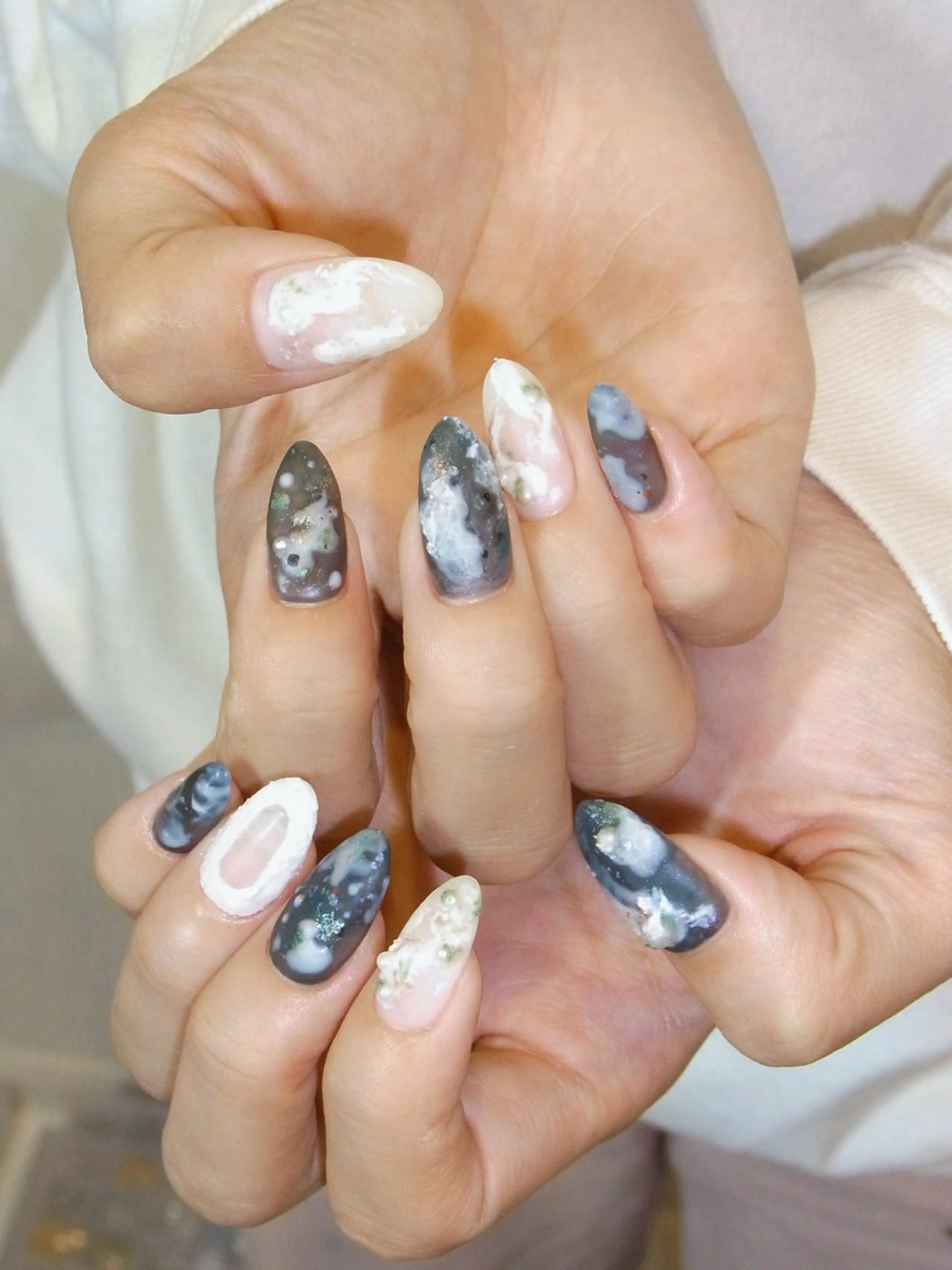 ネイル ハンドネイル nail salon HARE所属・チハル ミチハタのネイルデザイン