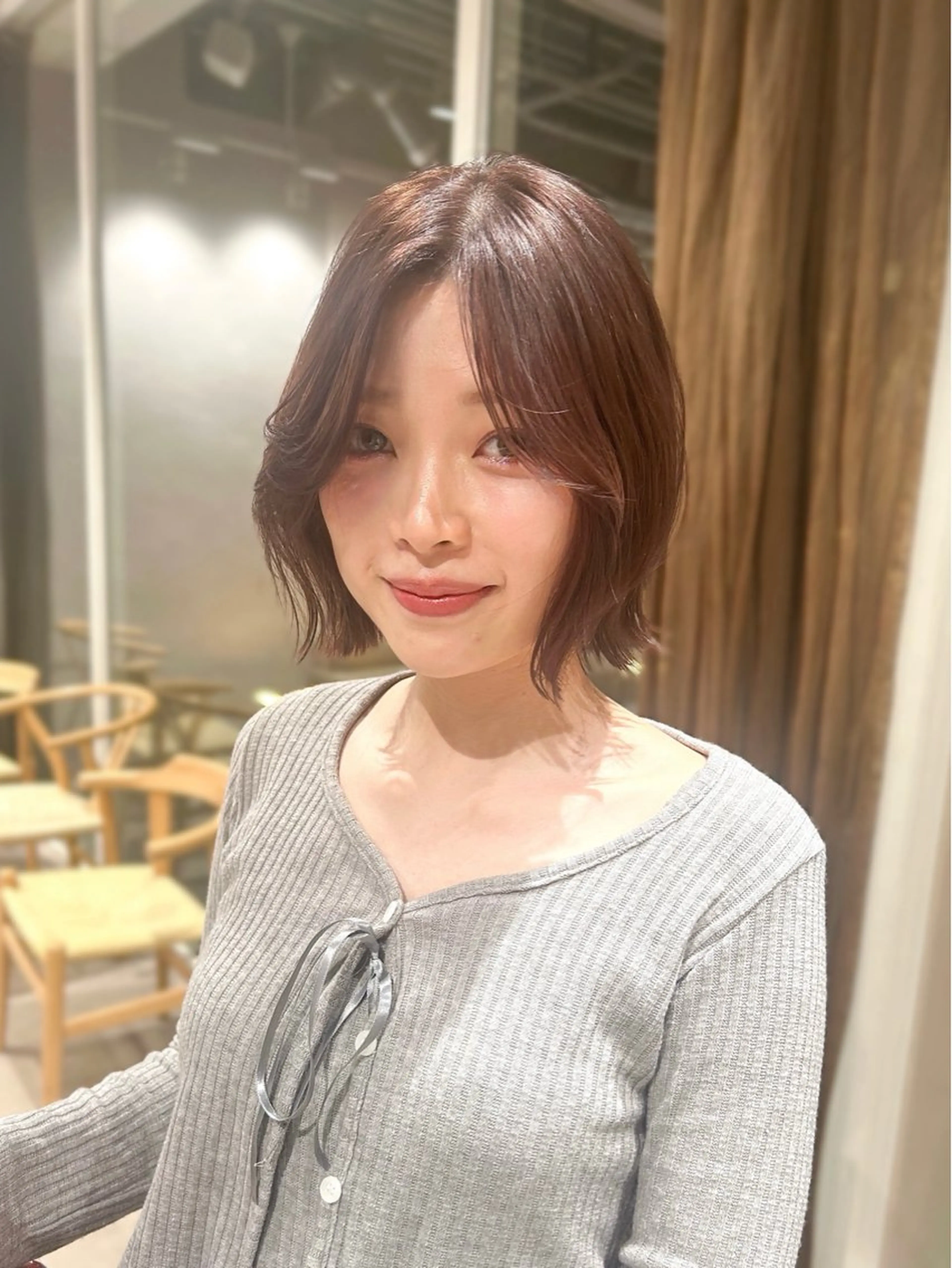 ショート カラー ボブ くびれヘア レイヤーカット ミディアムヘア Chifumiのヘアスタイル