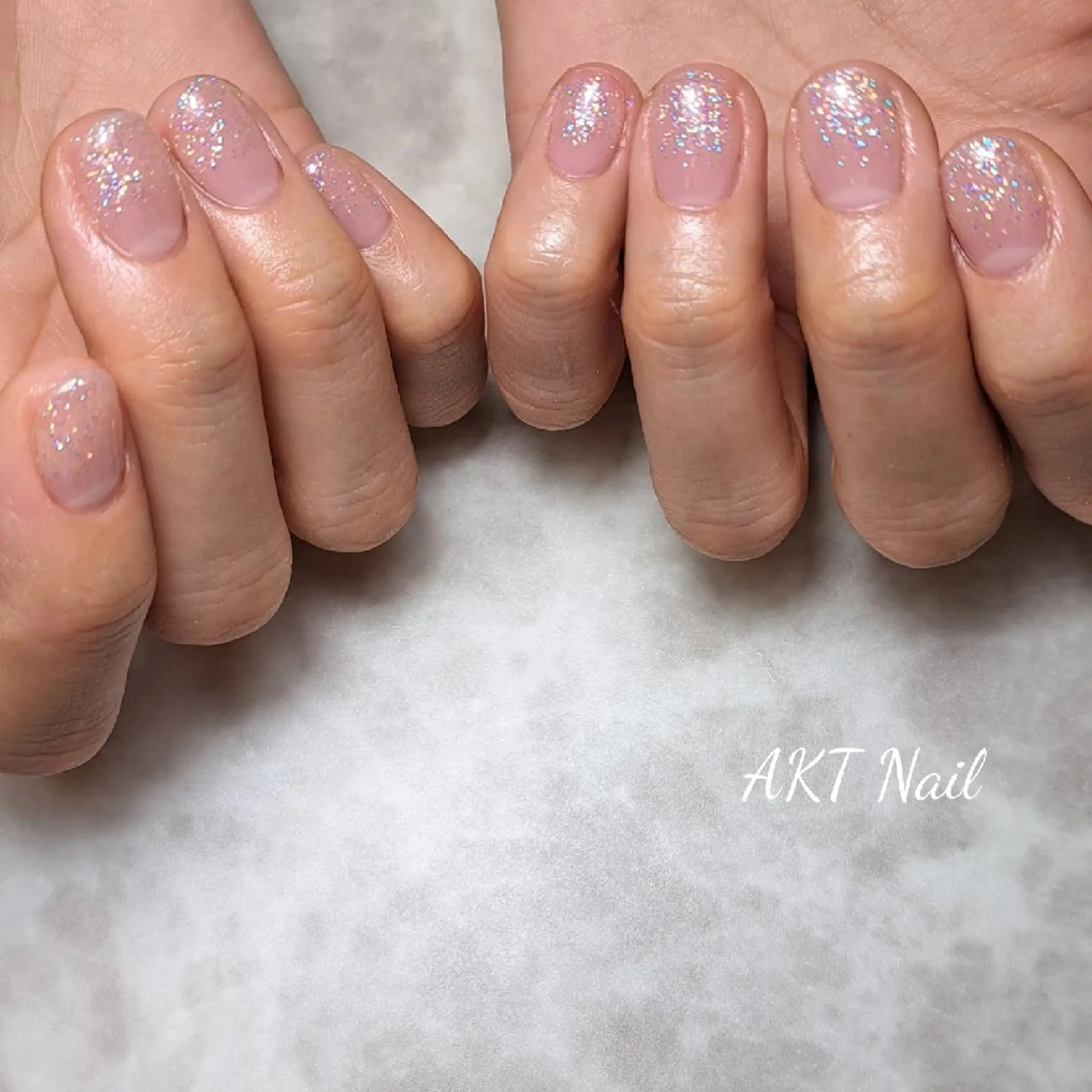 ネイル AKT NAIL所属・AKT Beauty ドライヘッドスパのネイルデザイン