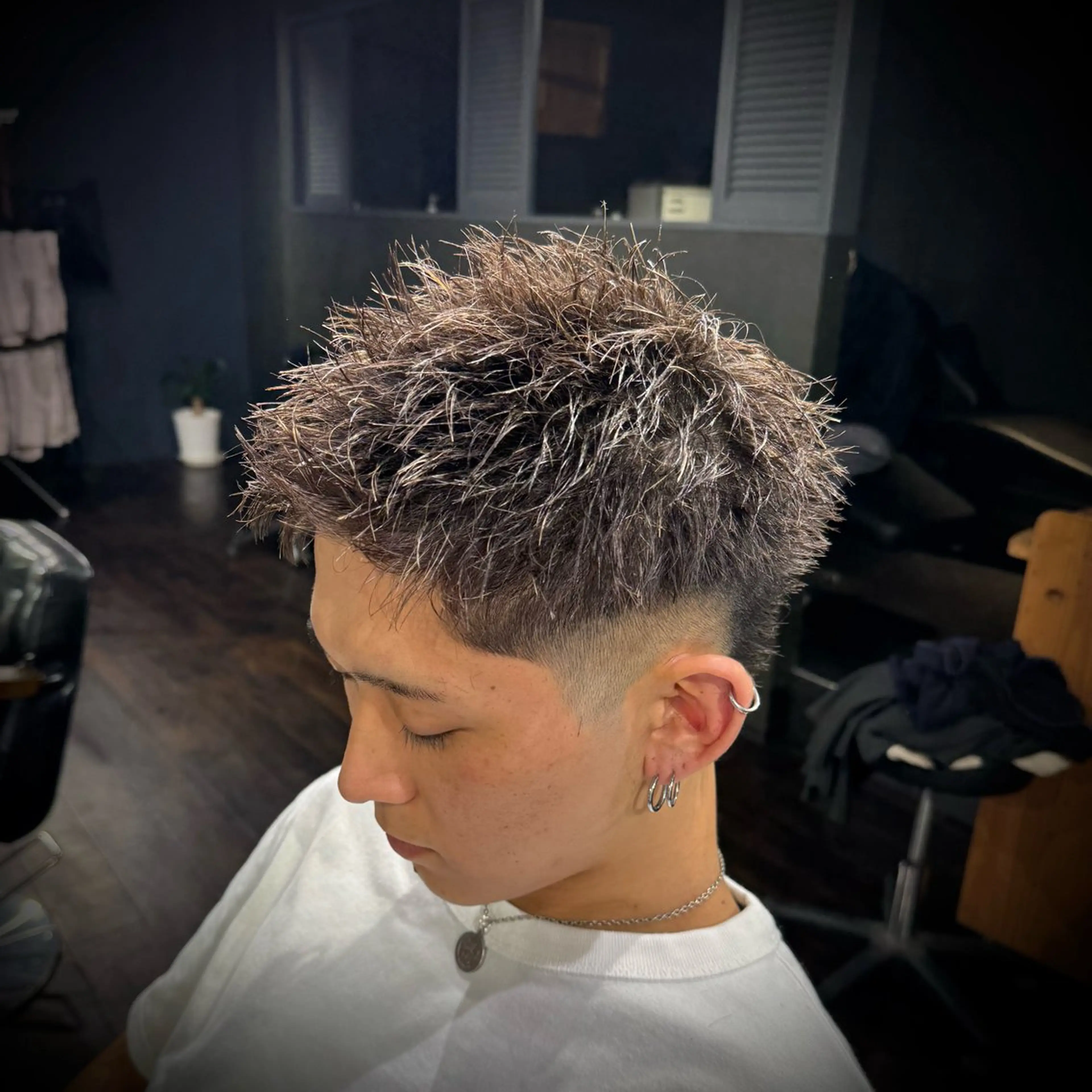 メンズ フェードカット スキンフェード 刈り上げ マレットヘア カット 👑 NAOTOのヘアスタイル