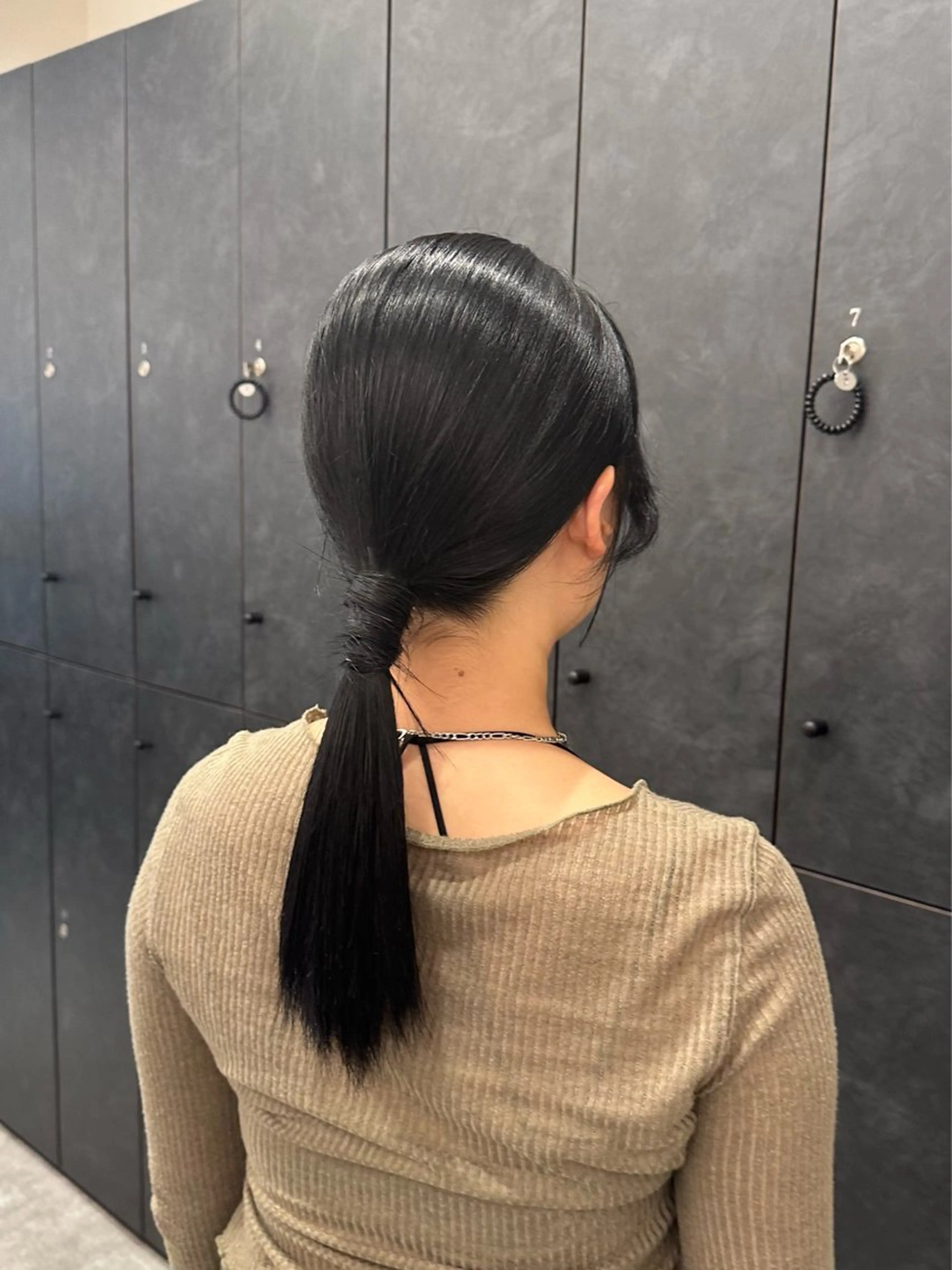 セミロング カラー ヘアアレンジ 黒髪 銀座 / シマムラミホのヘアスタイル