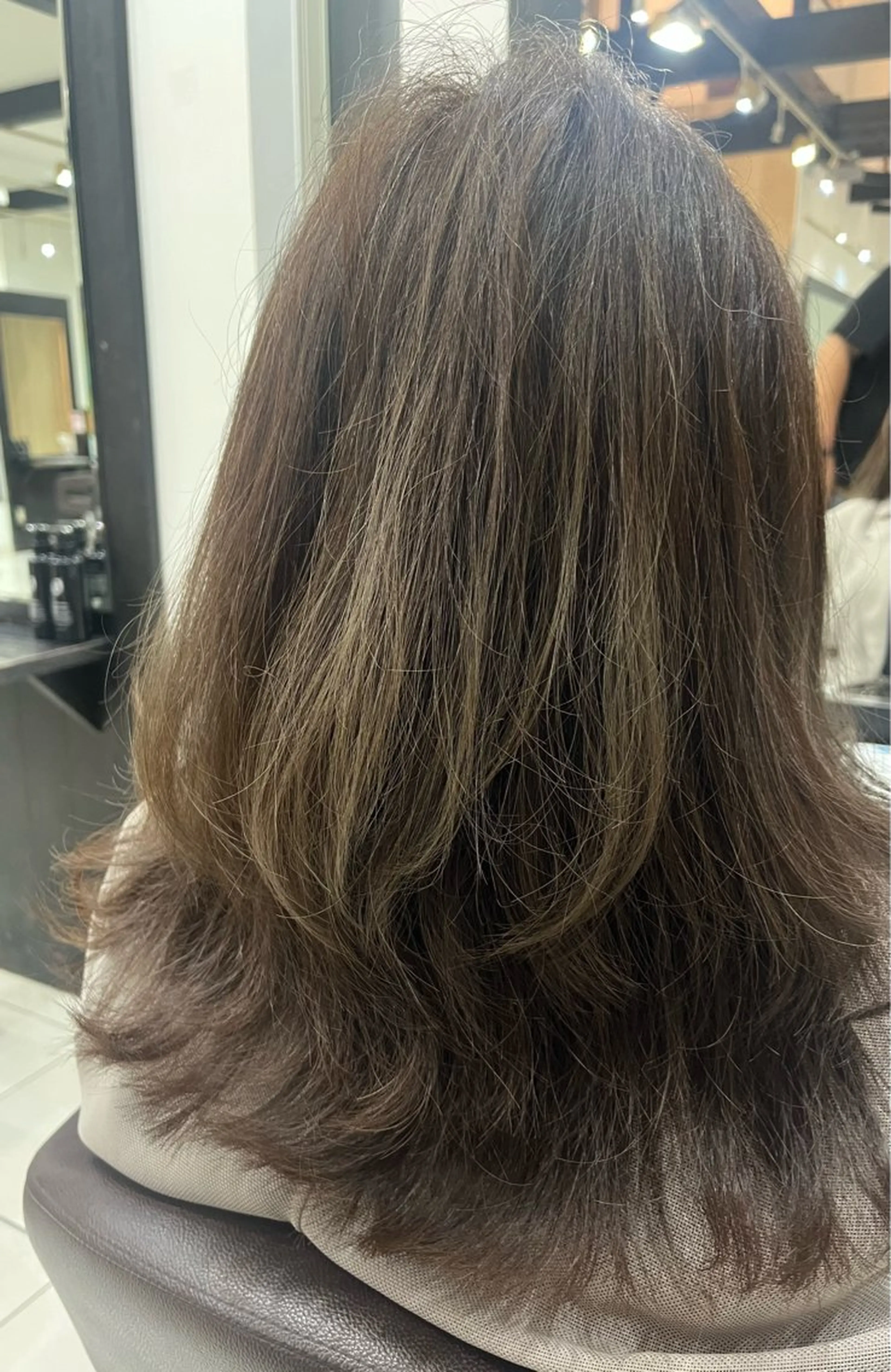 セミロング カット ヘアカラー Belle fee 福地のマツエク・マツパデザイン