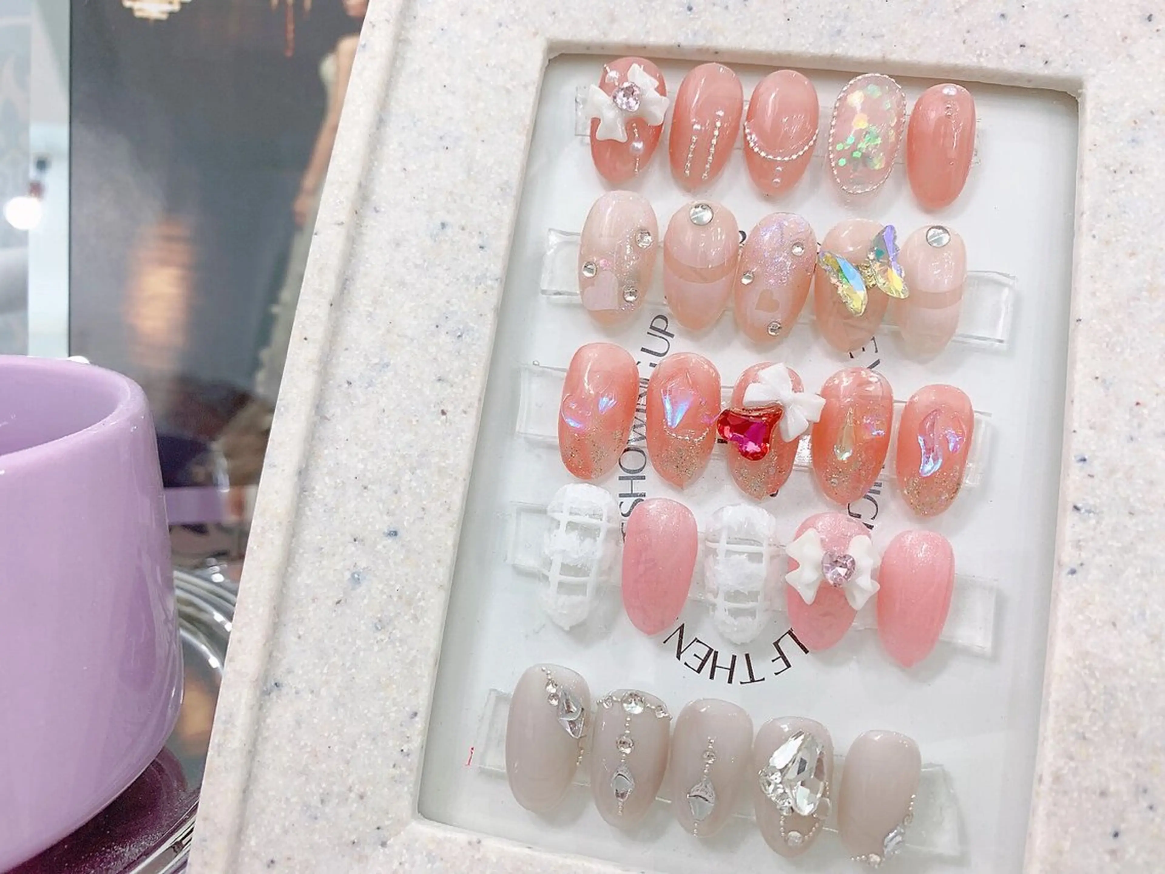 【チップ長さだし】きらきらデザイン定額コース ¥12900の写真