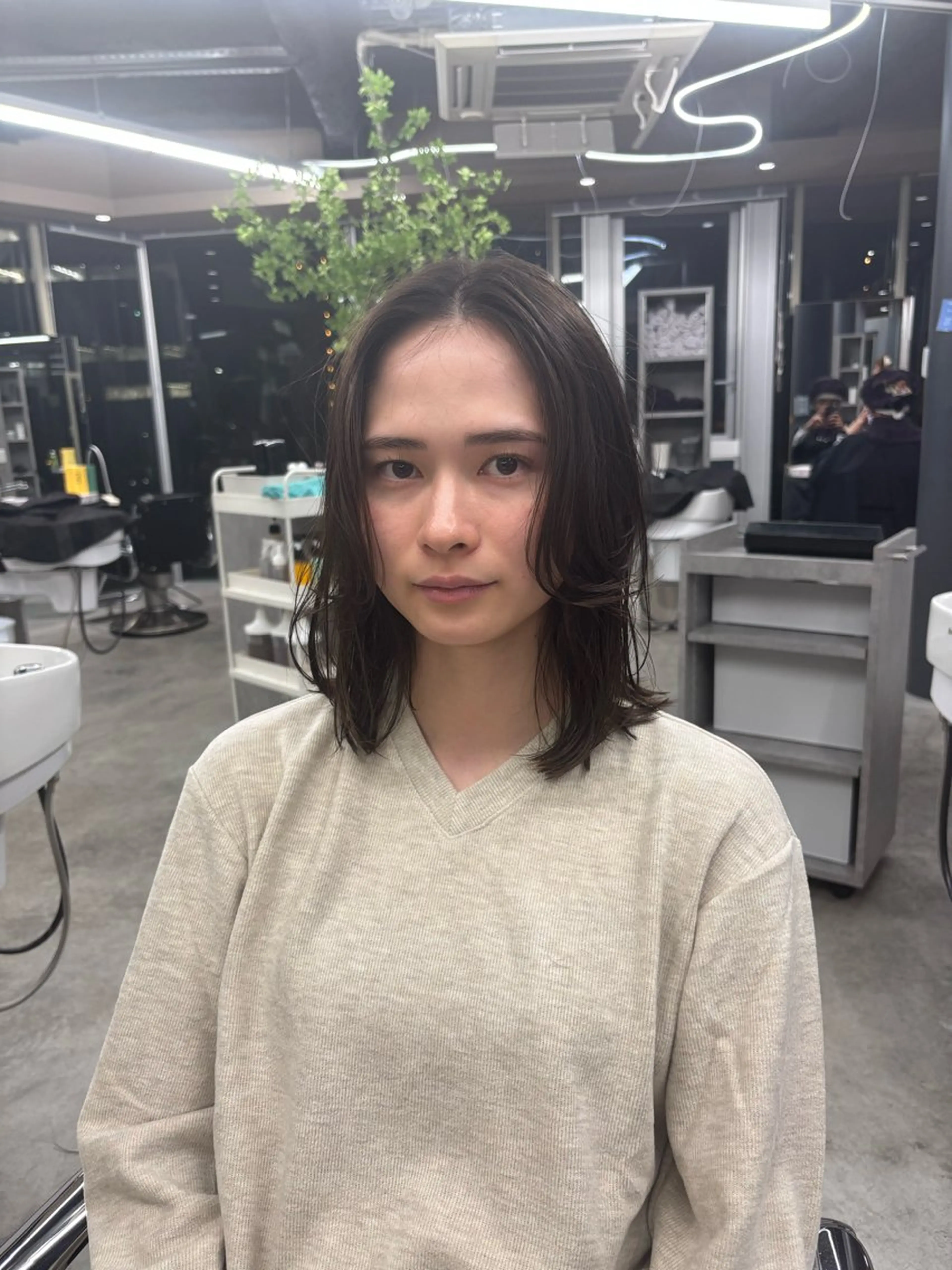 ミディアム ESQUISSE 堀合 駿輔のヘアスタイル