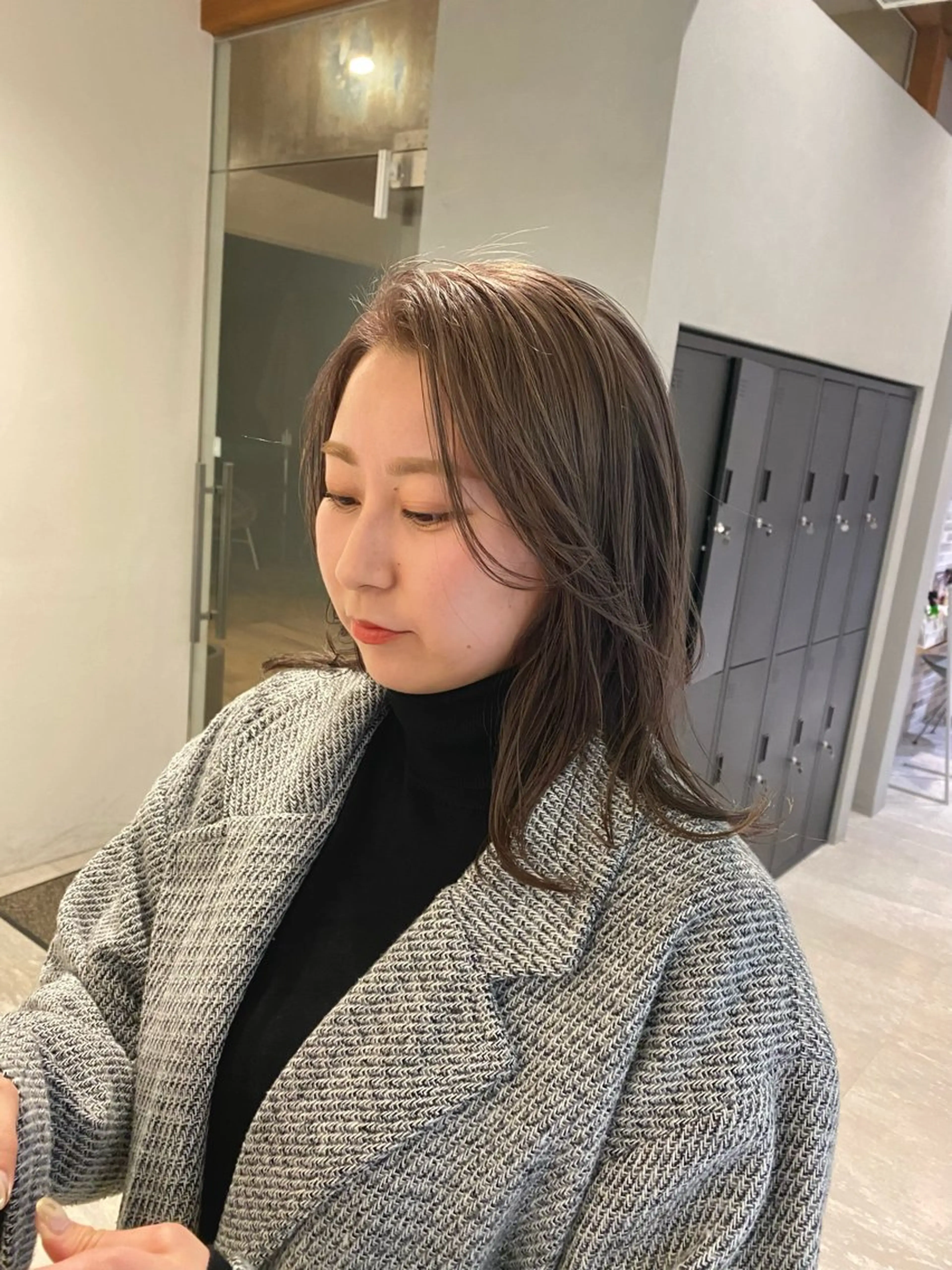 前髪カット✂️ ＋アディクシーカラー🩵の写真