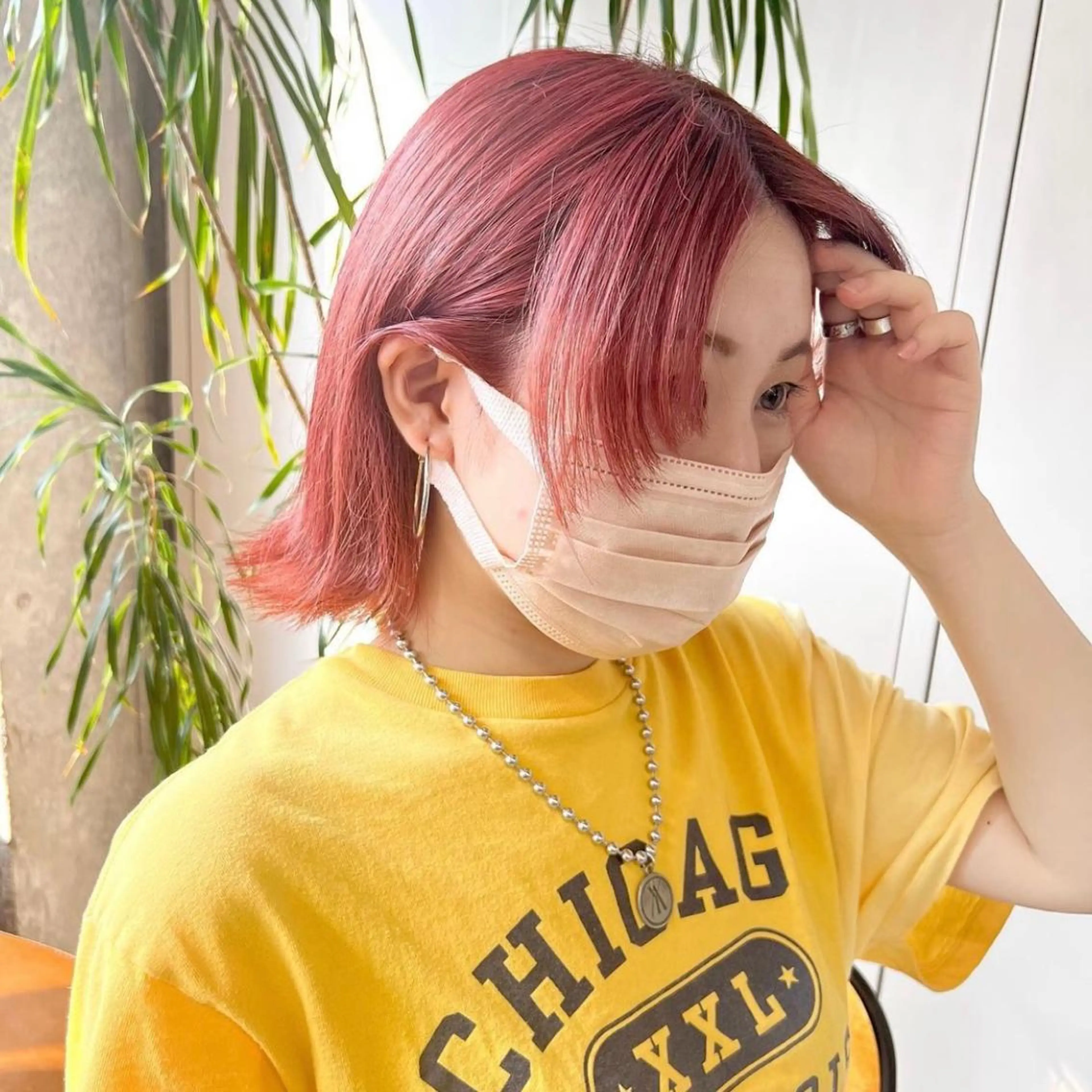 ミディアム カラー オレンジ ピンクカラー ボブ 顔まわりレイヤー レイヤーカット カット ヘアカラー トリートメント 韓国 /男女🆗 細江　美紅のヘアスタイル