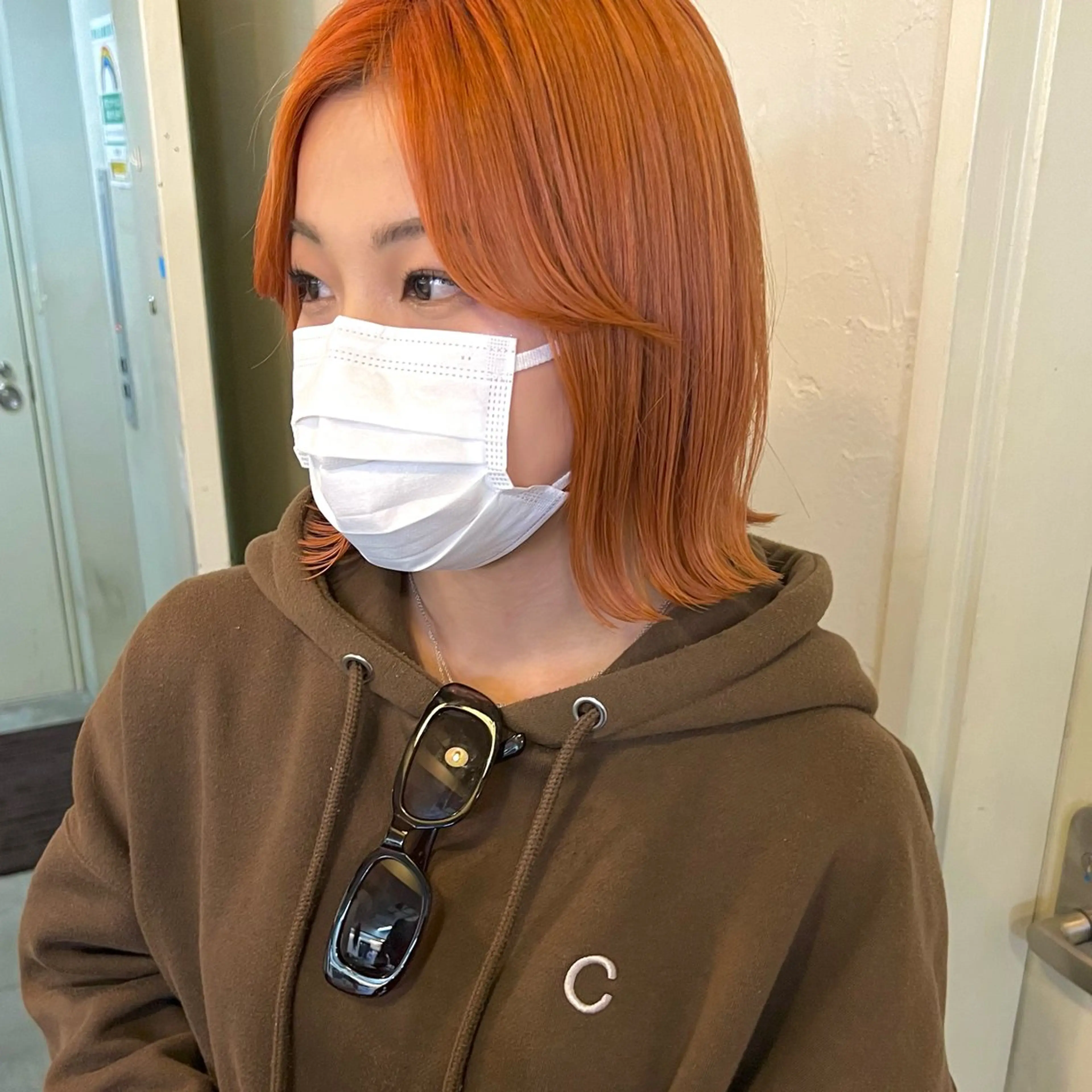 ショート カラー 切りっぱなしボブ オレンジ ボブ カット ヘアカラー 大久保 佳那のヘアスタイル