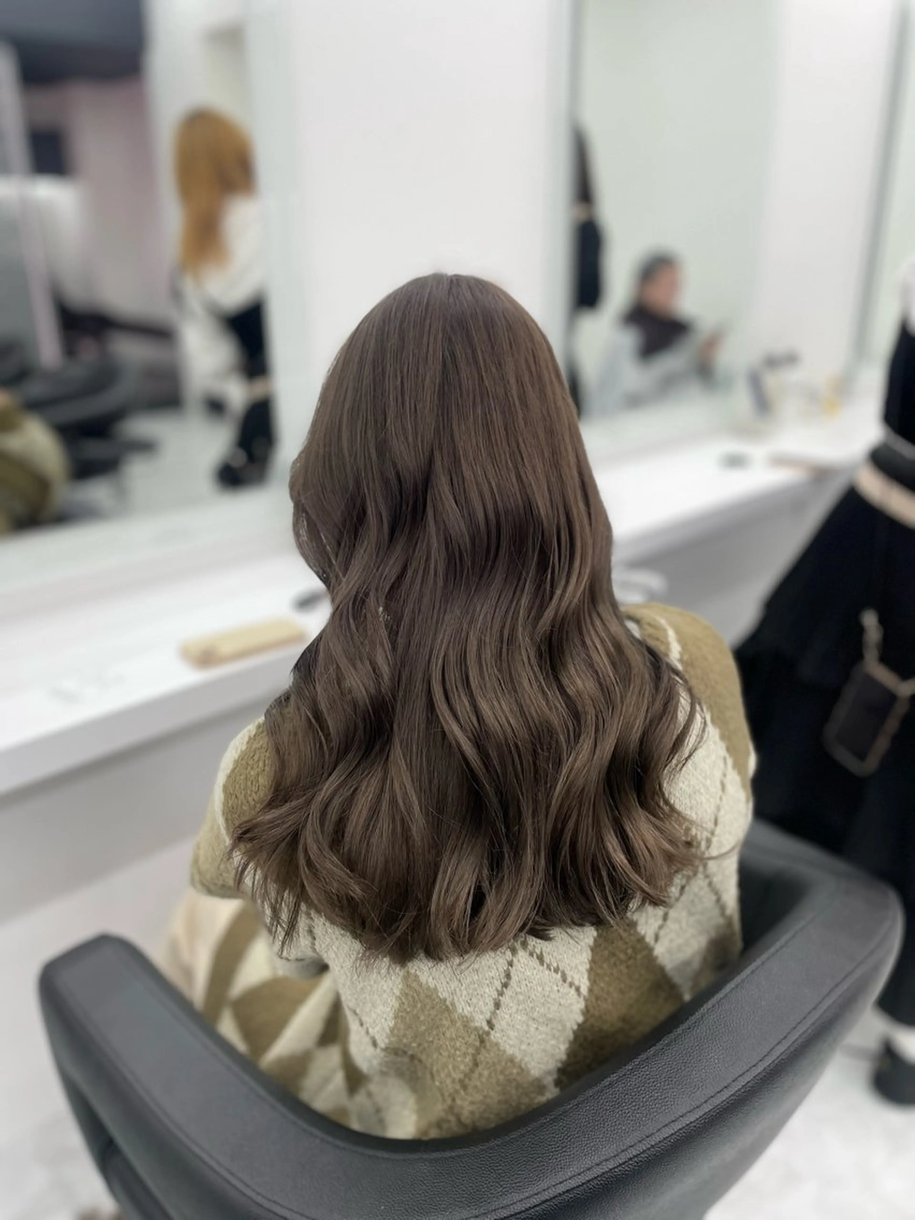 セミロング ヘアカラー トリートメント ヘアセット GO TODAY SHAiR SALON所属・🤍韓国トレンド ヘア🤍miku🤍のヘアスタイル