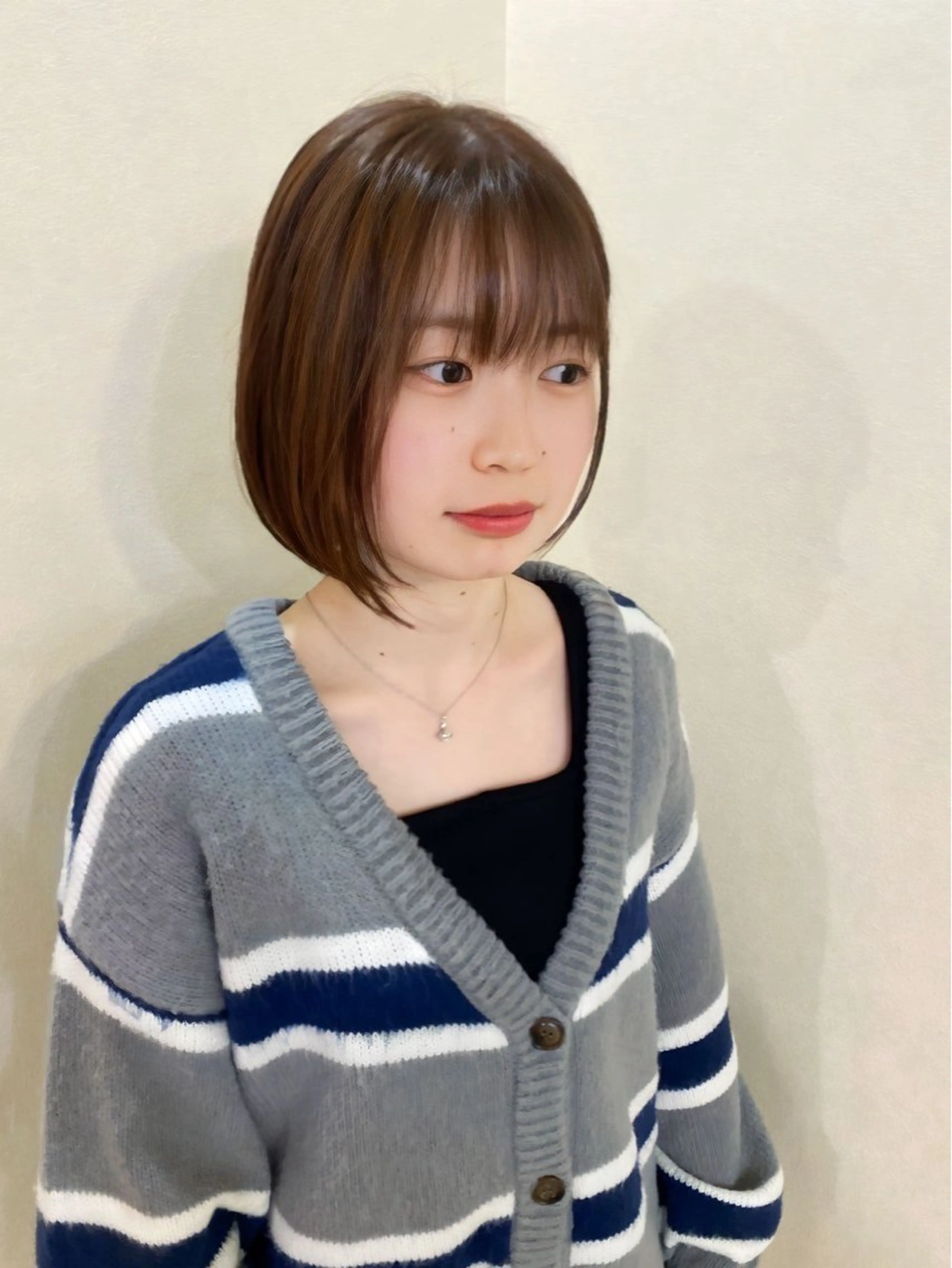 ショート 前下がりボブ ボブ 小顔カット Canage minimoのヘアスタイル