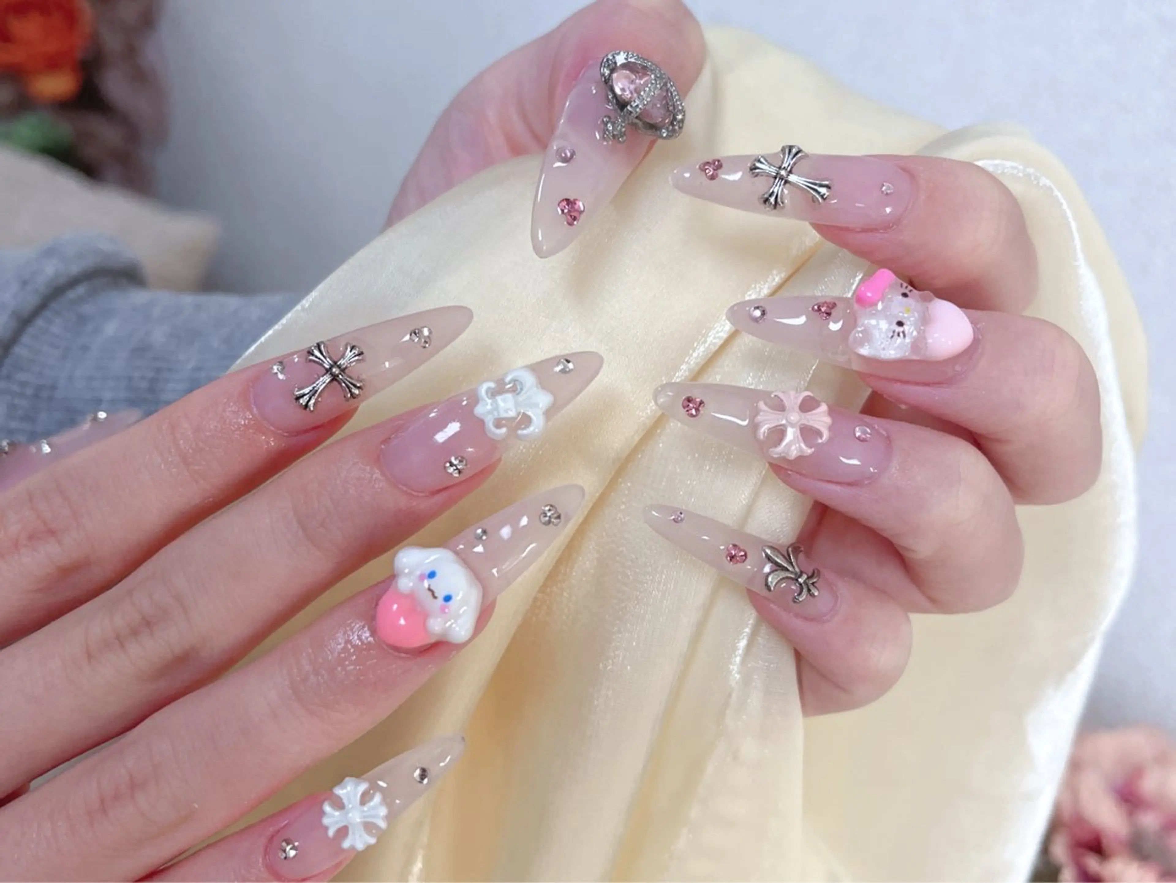 ネイル Glow Nail スカルプ専門店のネイルデザイン