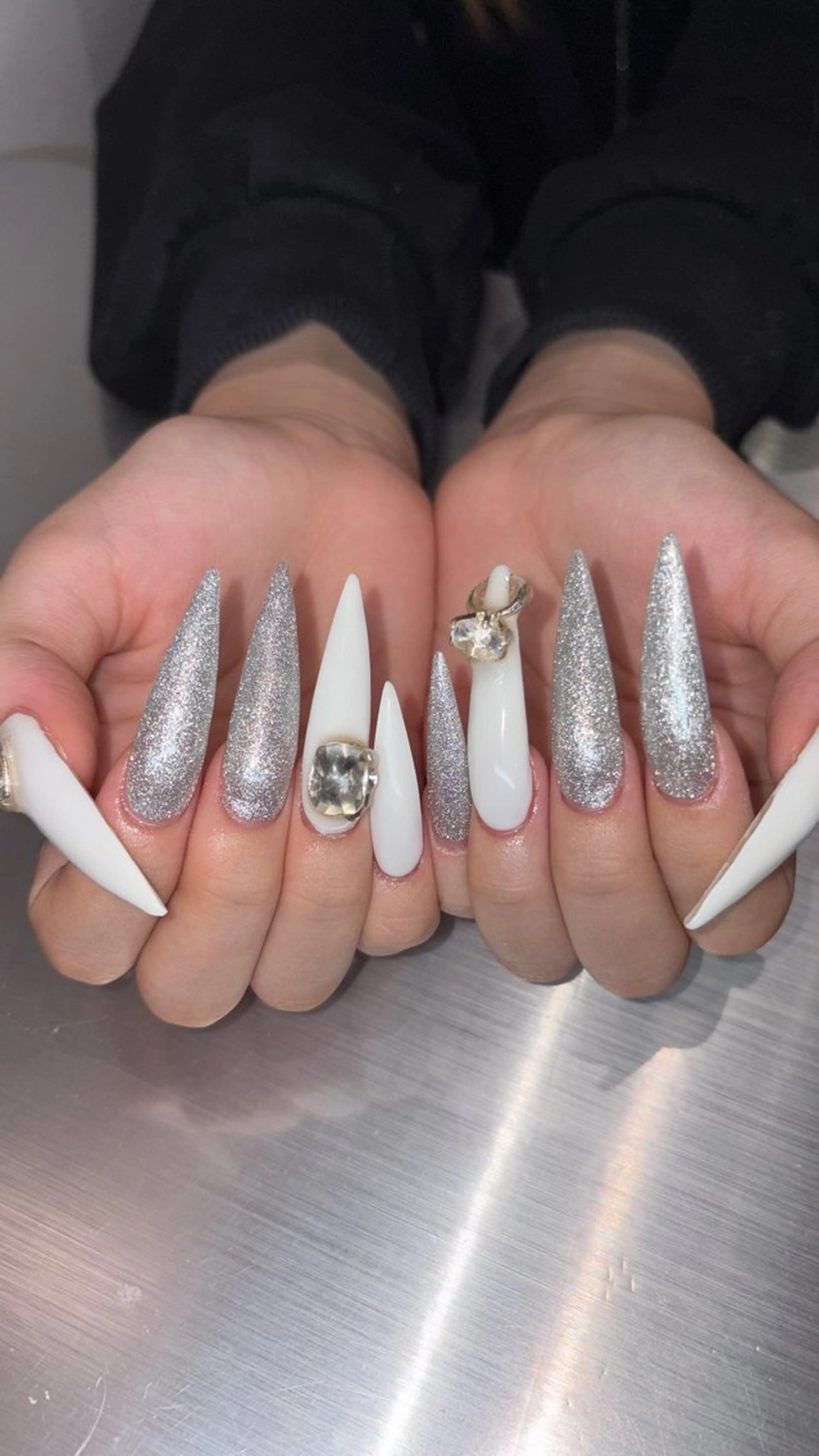 ネイル ハンドネイル 👽個性派ネイル🎀 komachiのネイルデザイン