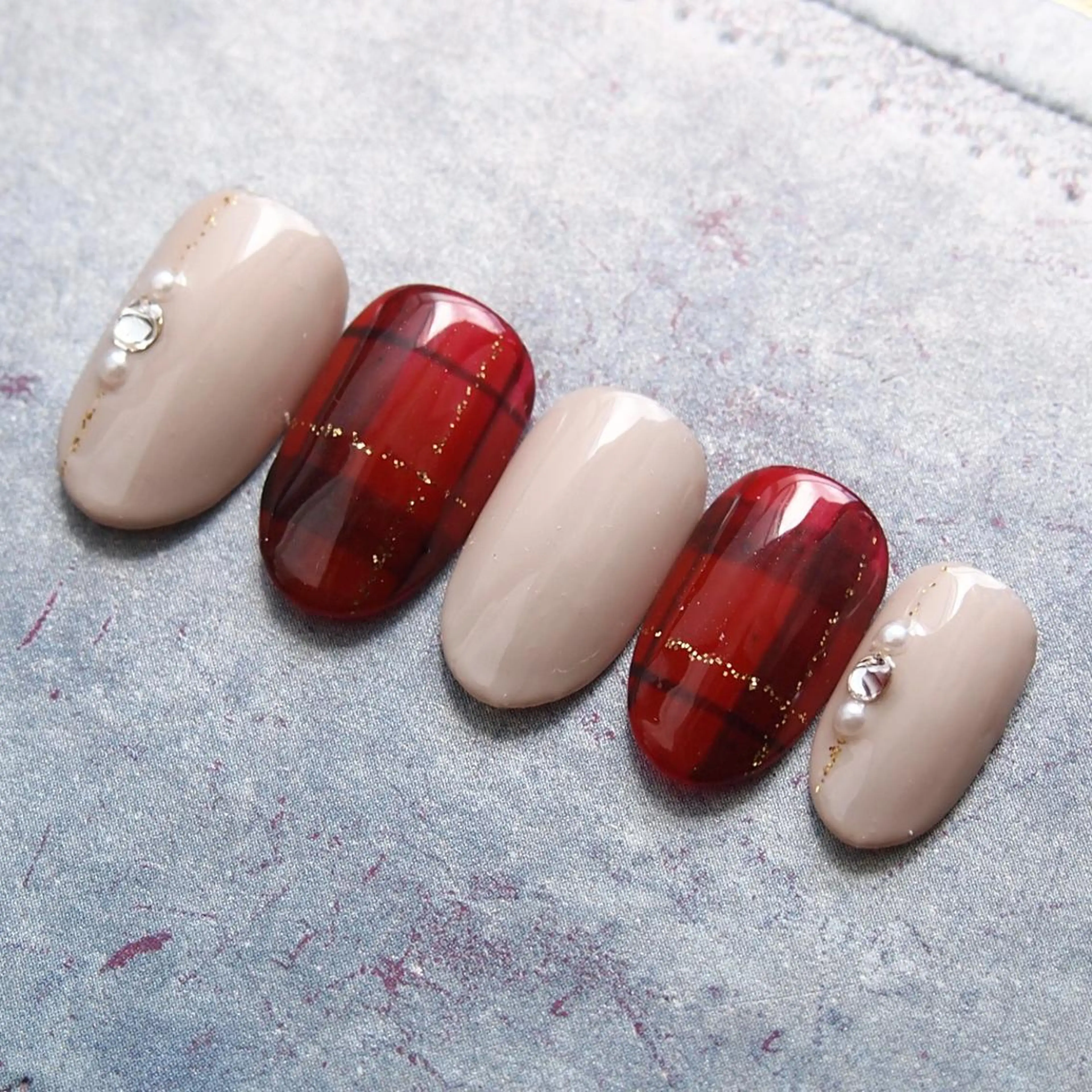 ネイル ハンドネイル 山田 麻衣のネイルデザイン