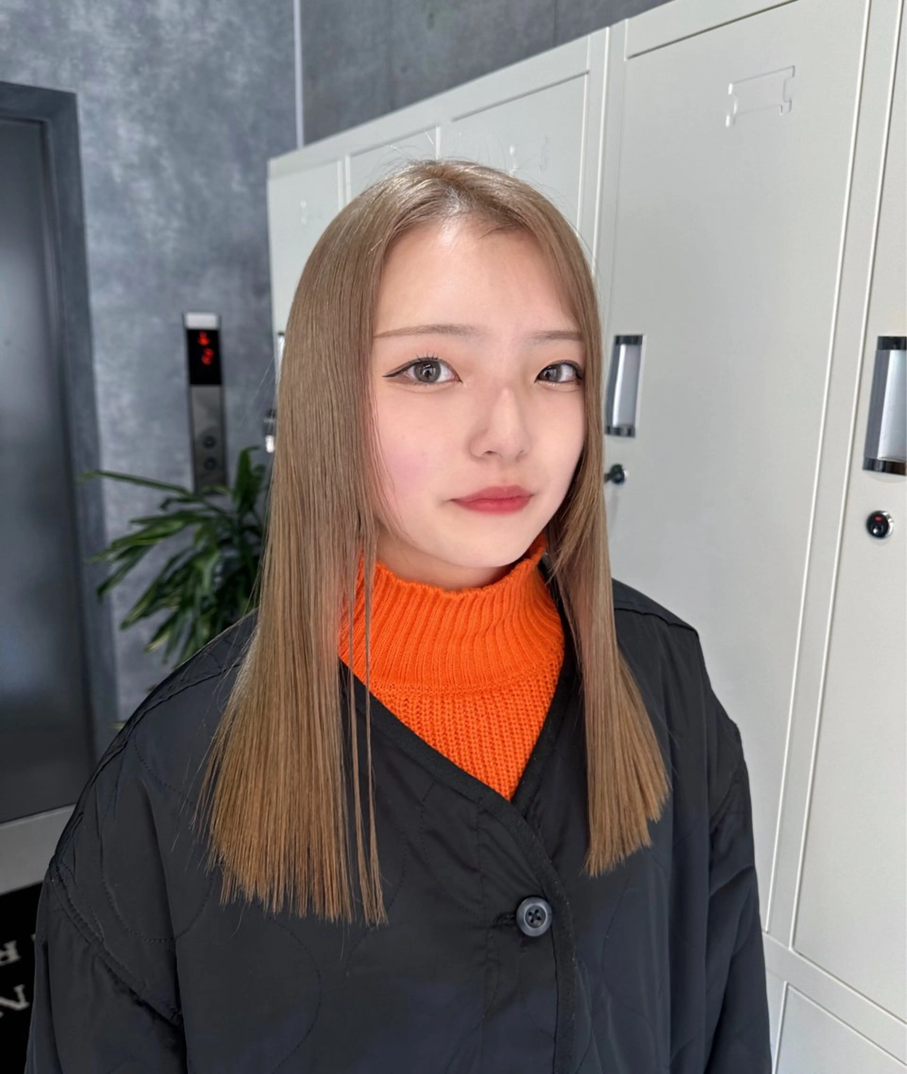 セミロング ヘアカラー トリートメント face所属・🦋艶カラー🦋 sakiaのヘアスタイル