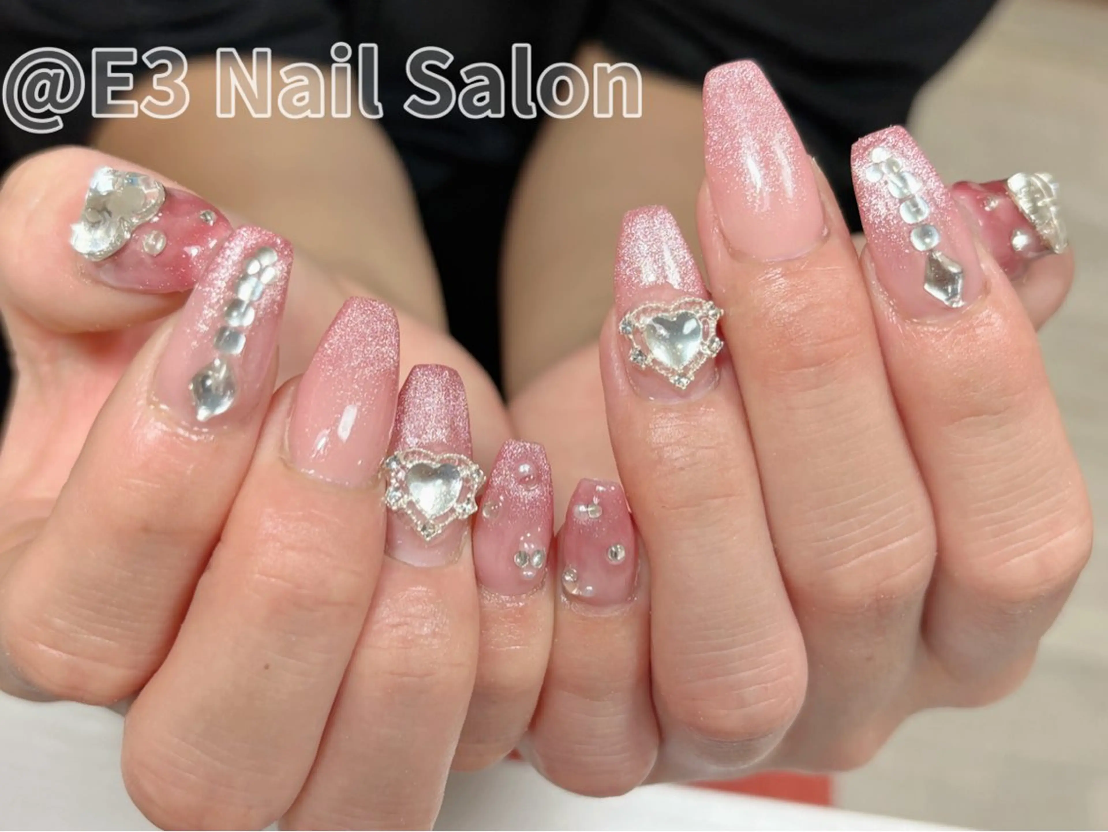 ネイル 持ち込み ハンドネイル E3 Nail Salon所属・山口 奈々のネイルデザイン