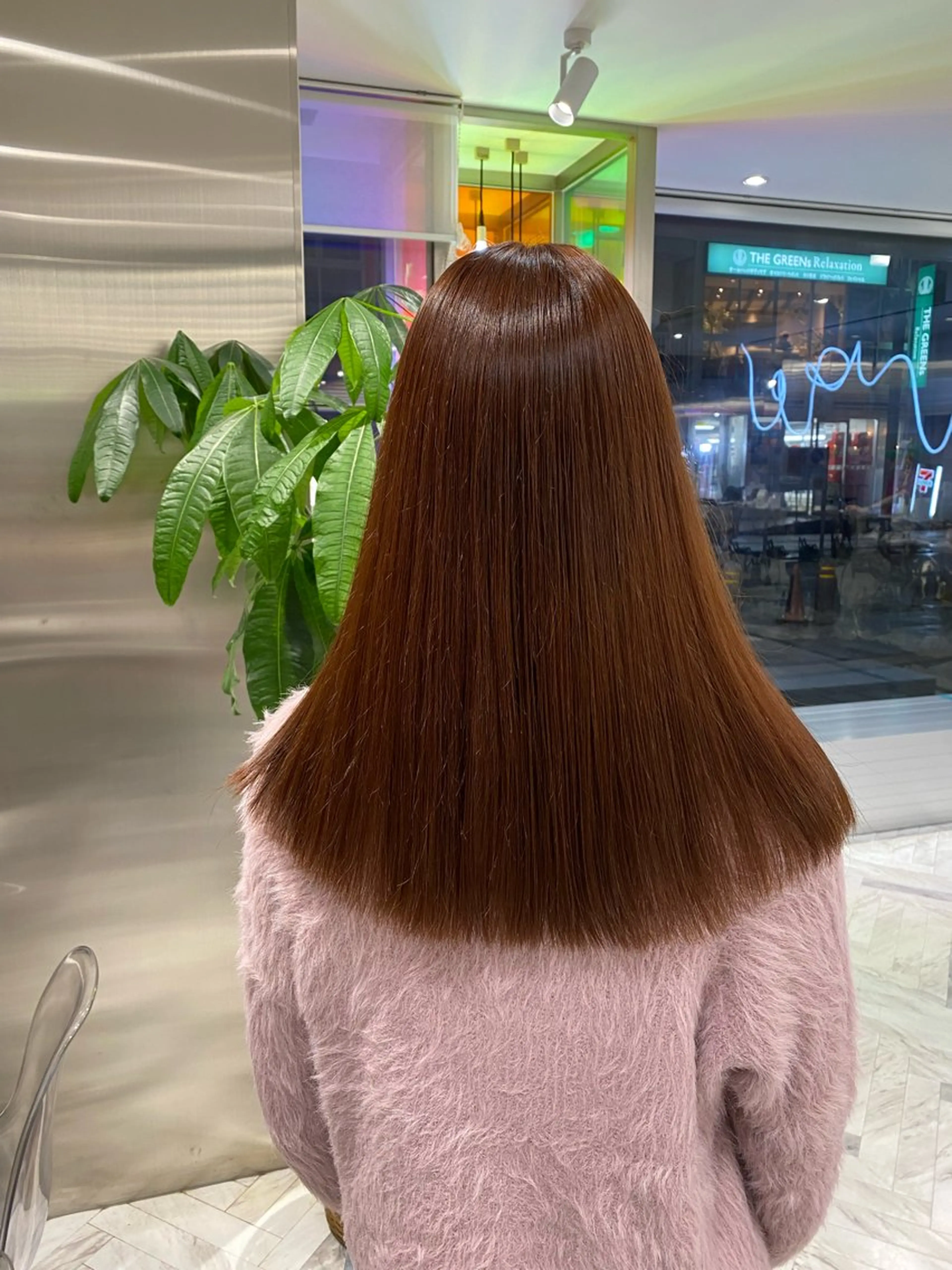 セミロング カラー セミロングパーマ バレイヤージュ ブリーチ ケアブリーチ ダブルカラー ヘアカラー カラーモデル⚡️ REONのヘアスタイル