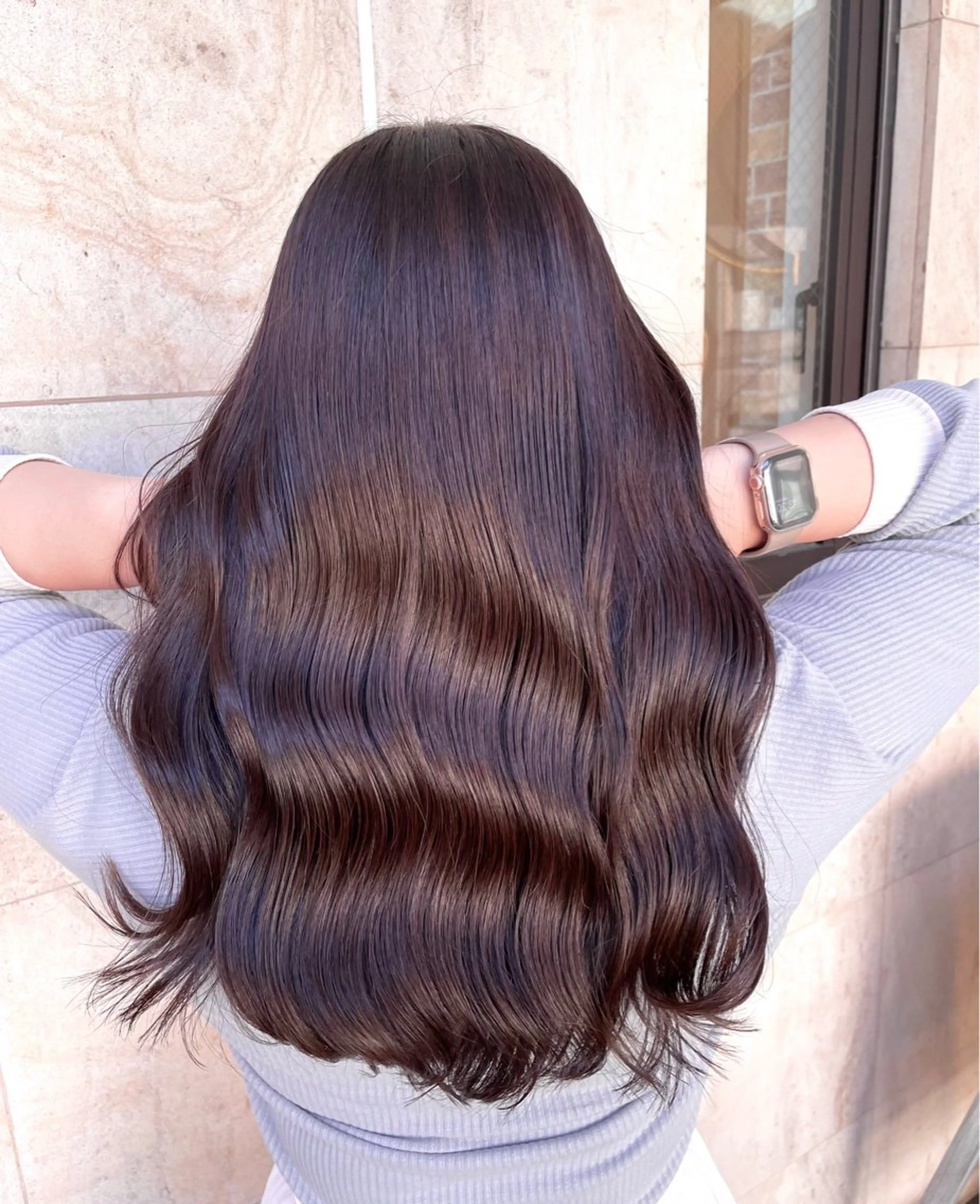 ロング カラー 切りっぱなしボブ ブリーチ ダブルカラー ハイライトカラー ブリーチなしカラー ヘアカラー トリートメント ヘッドスパ ヘアセット Wカラー/髪質改善/ 艶カラー🩶Sanaのヘアスタイル