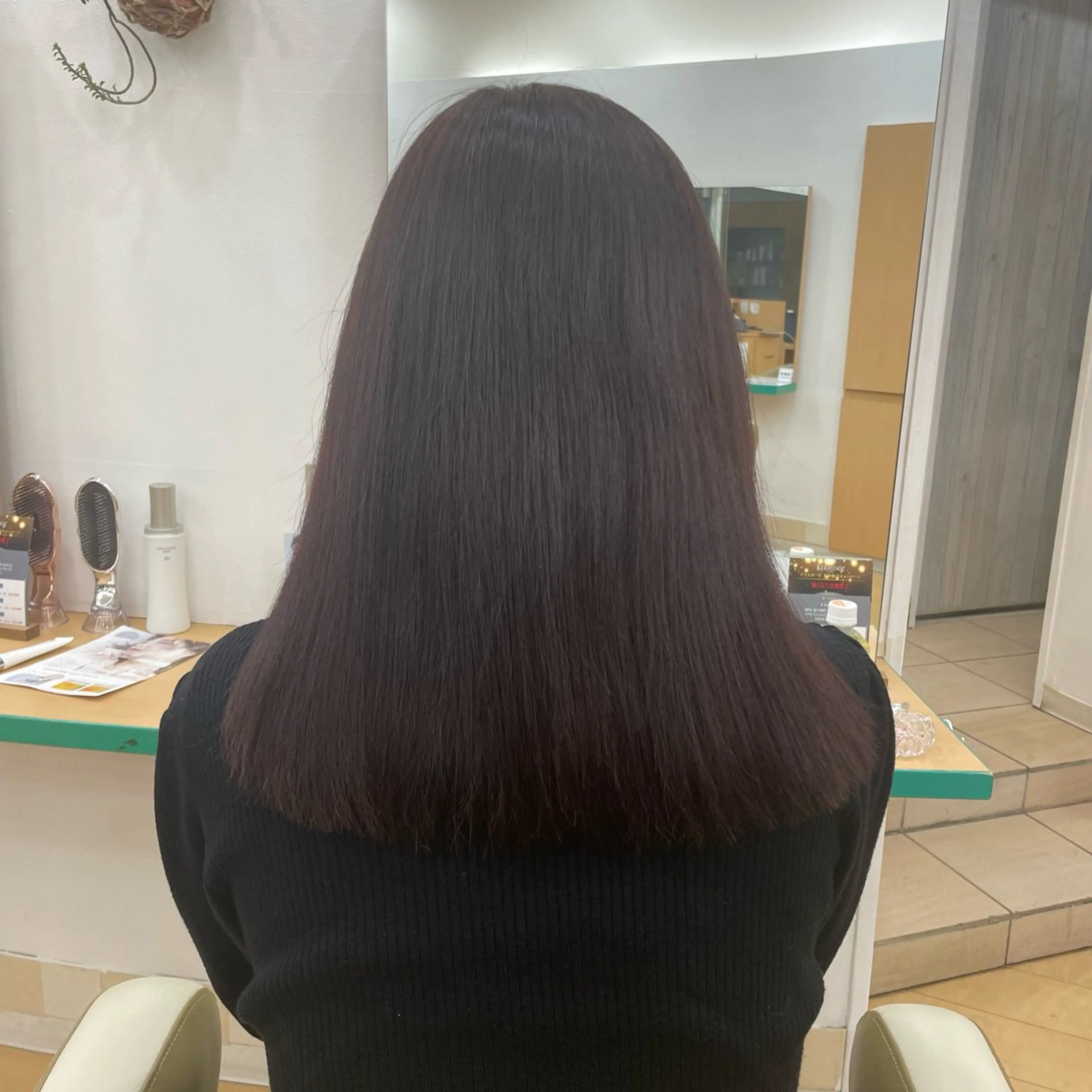 セミロング カラー 🎀🤍芦澤 李音🤍🎀のヘアスタイル