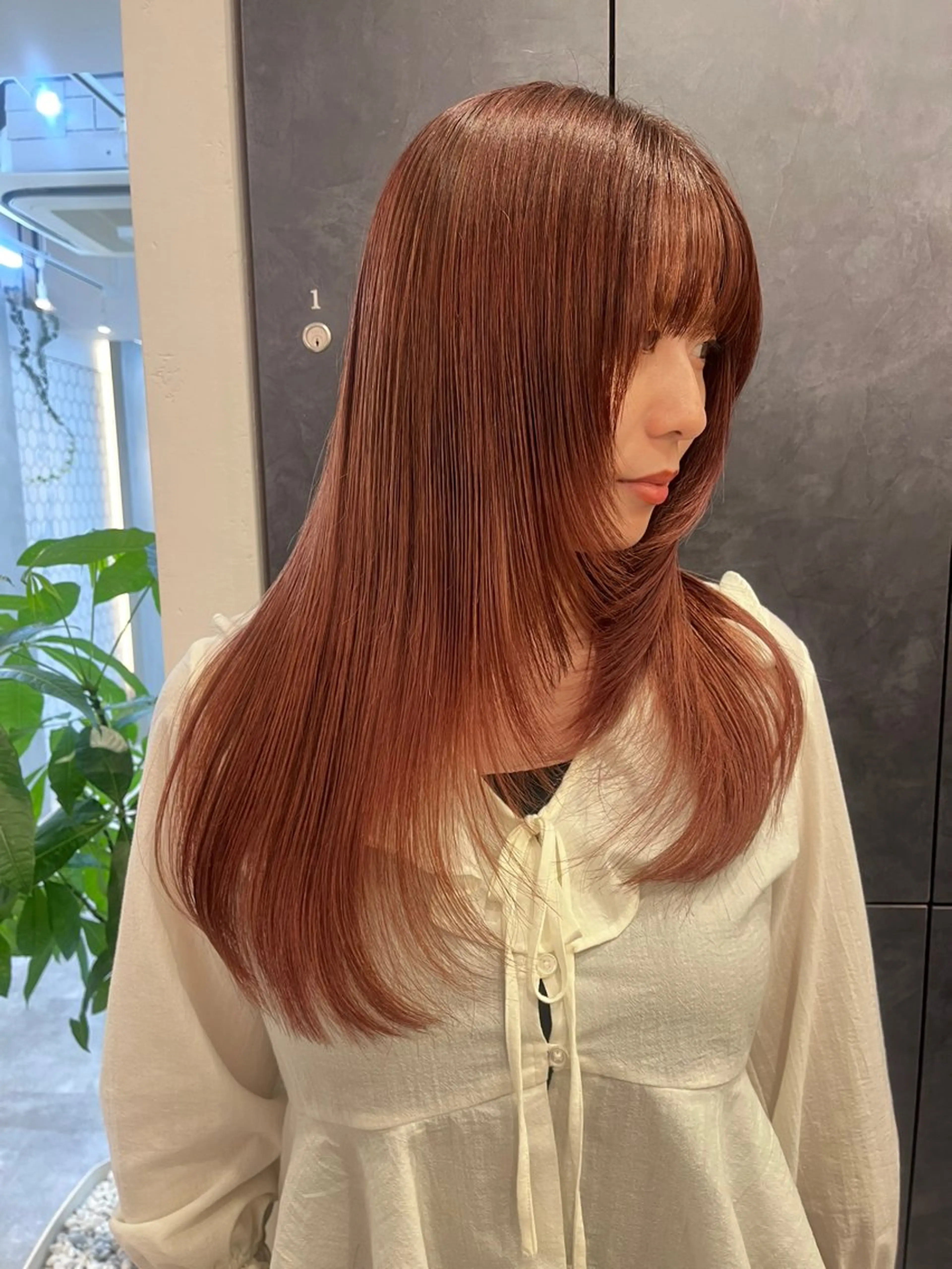 ロング カラー カット ヘアカラー トリートメント Ｖｉｏｔ  銀座 樋口 桃佳のヘアスタイル