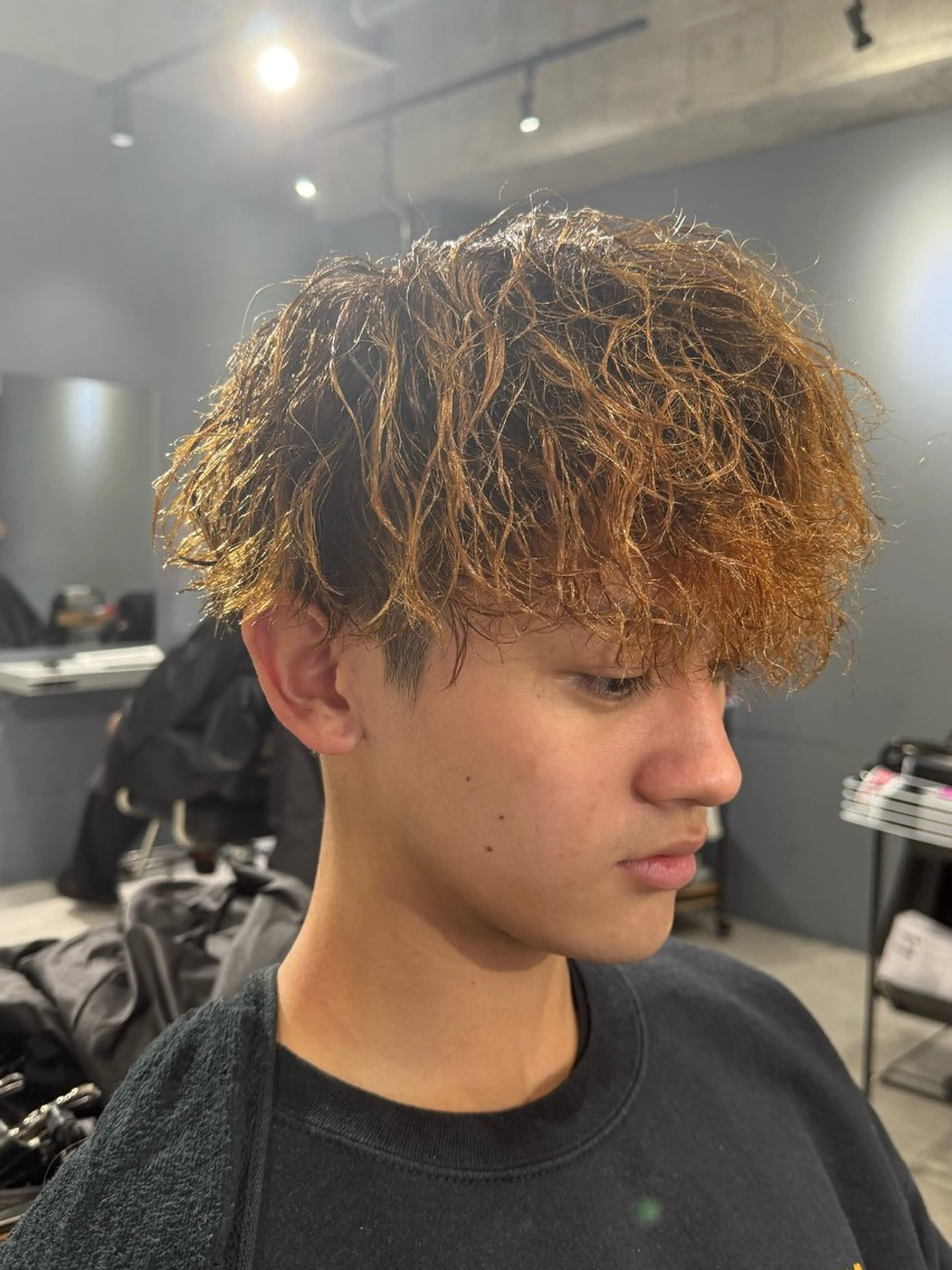 メンズ メンズブリーチ メンズパーマ カット ヘアカラー パーマ MEN’SsalonHYPE所属・メンズカット/布施/ 秋山 涼のヘアスタイル