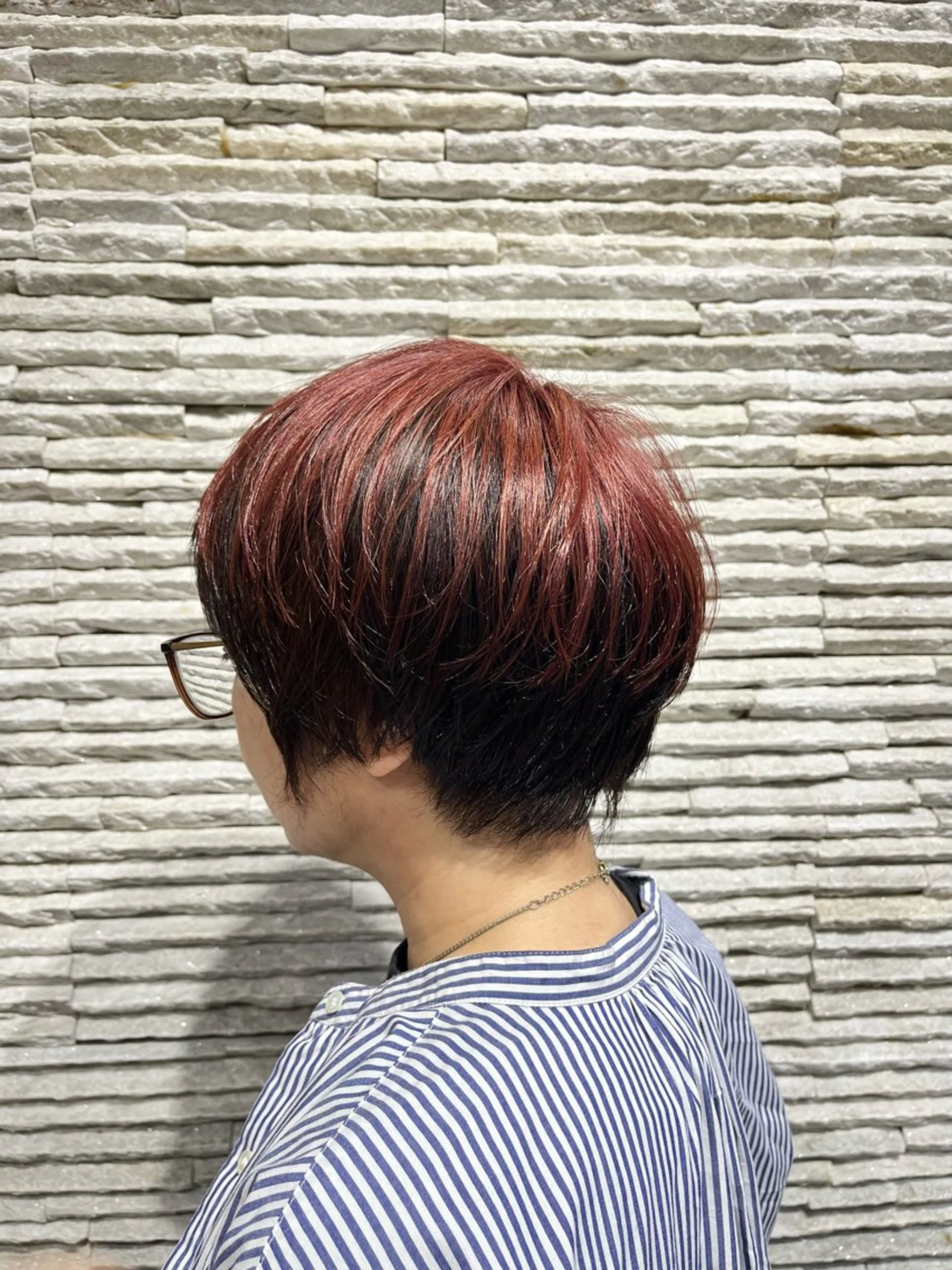 ショート カット ヘアカラー メンズカット デザインカラーのヘアスタイル