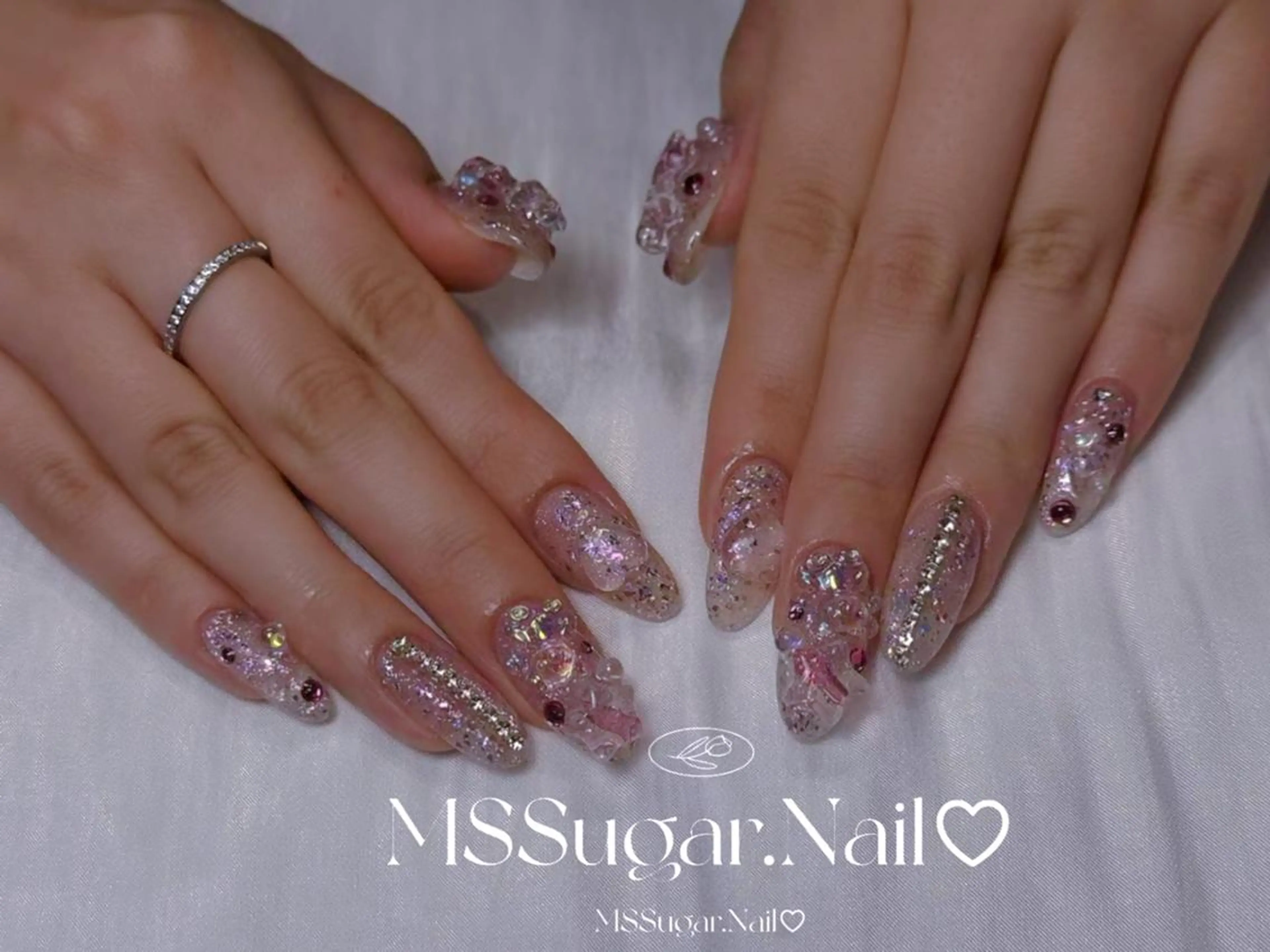 ネイル ハロウィン ロングネイル マグネットネイル スカルプネイル ネイルチップ Mss ALICEのネイルデザイン