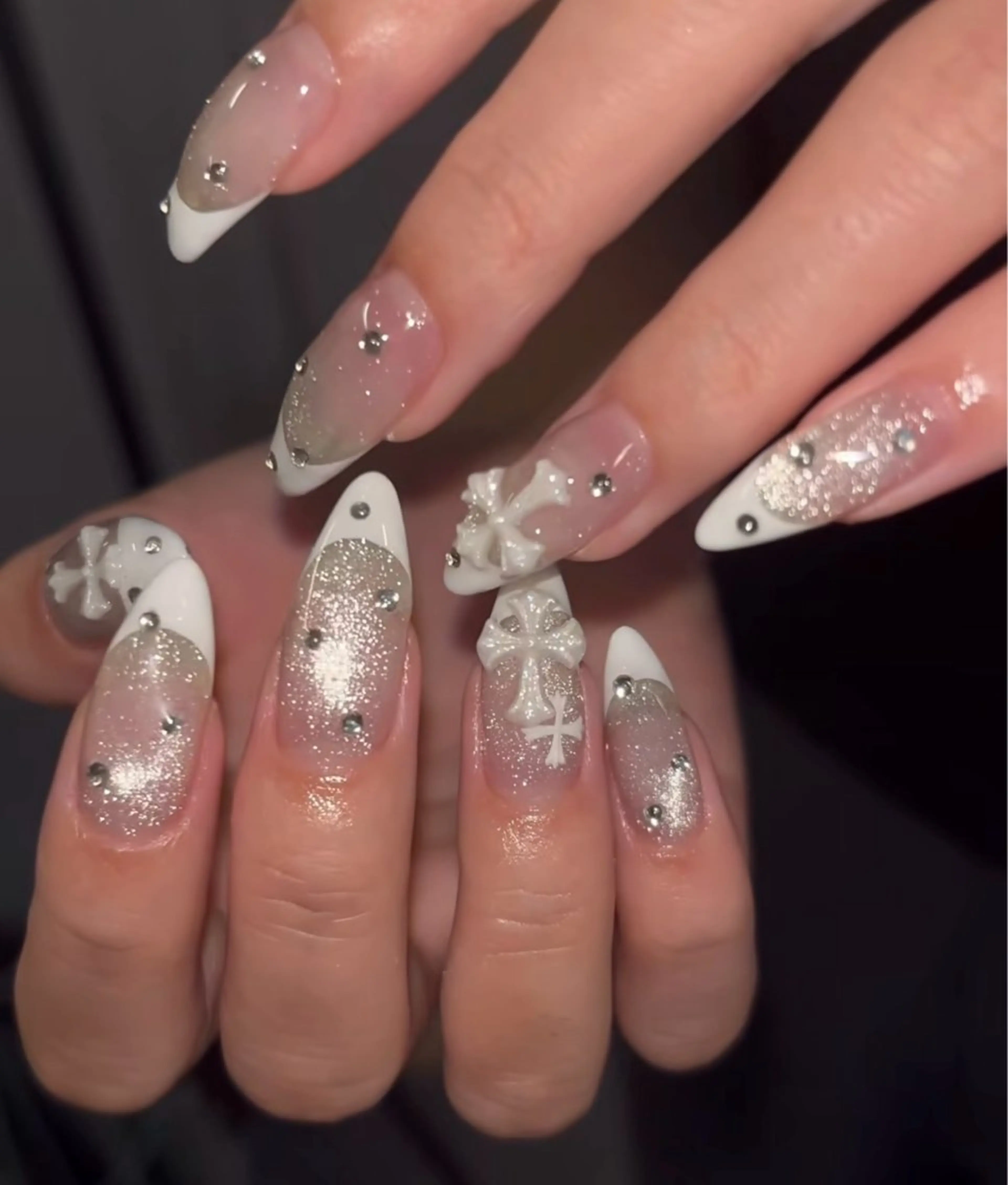 ネイル ハンドネイル BERA NAILSのネイルデザイン