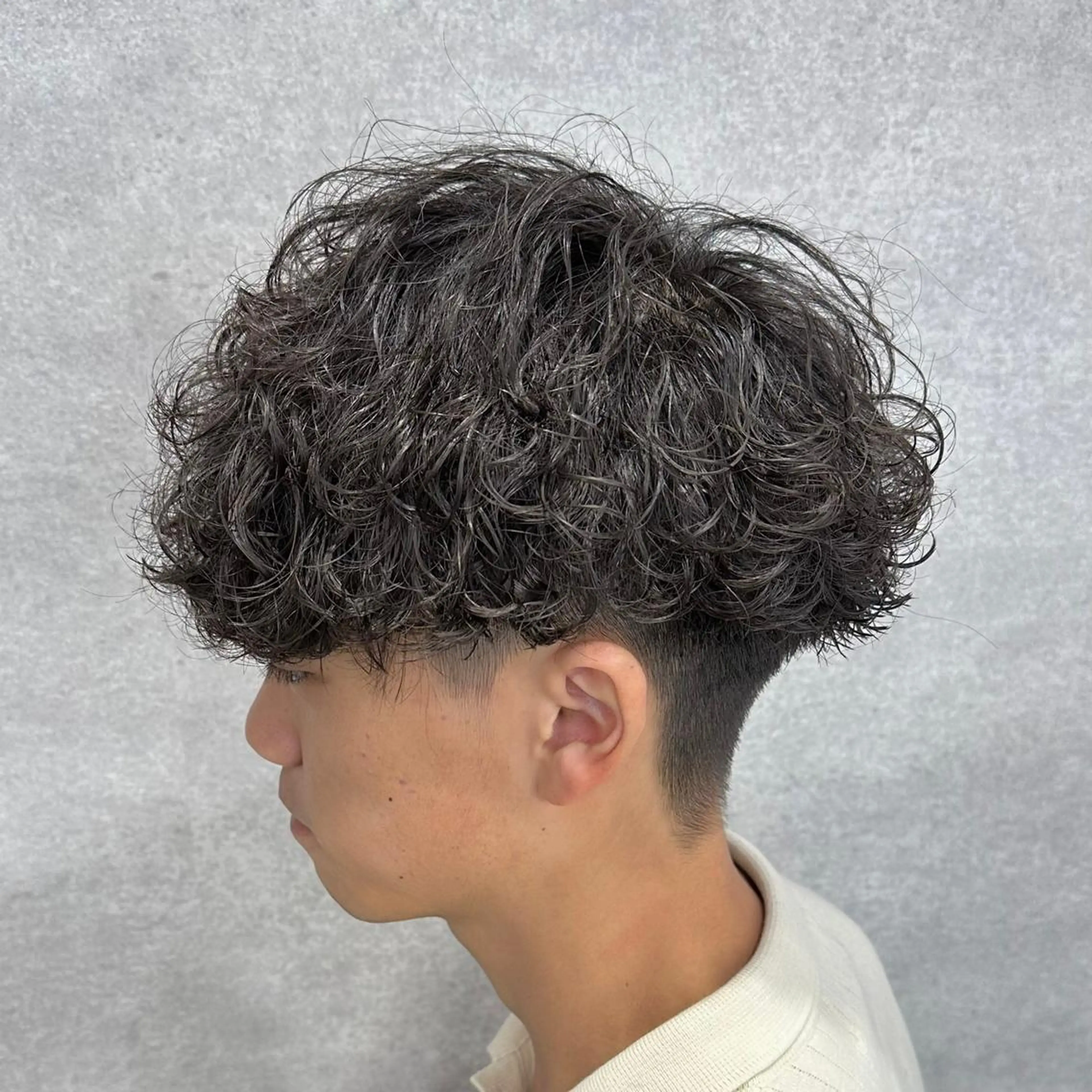 カラー 🔥大人の色気パーマ メンズヘア特化🔥のヘアスタイル