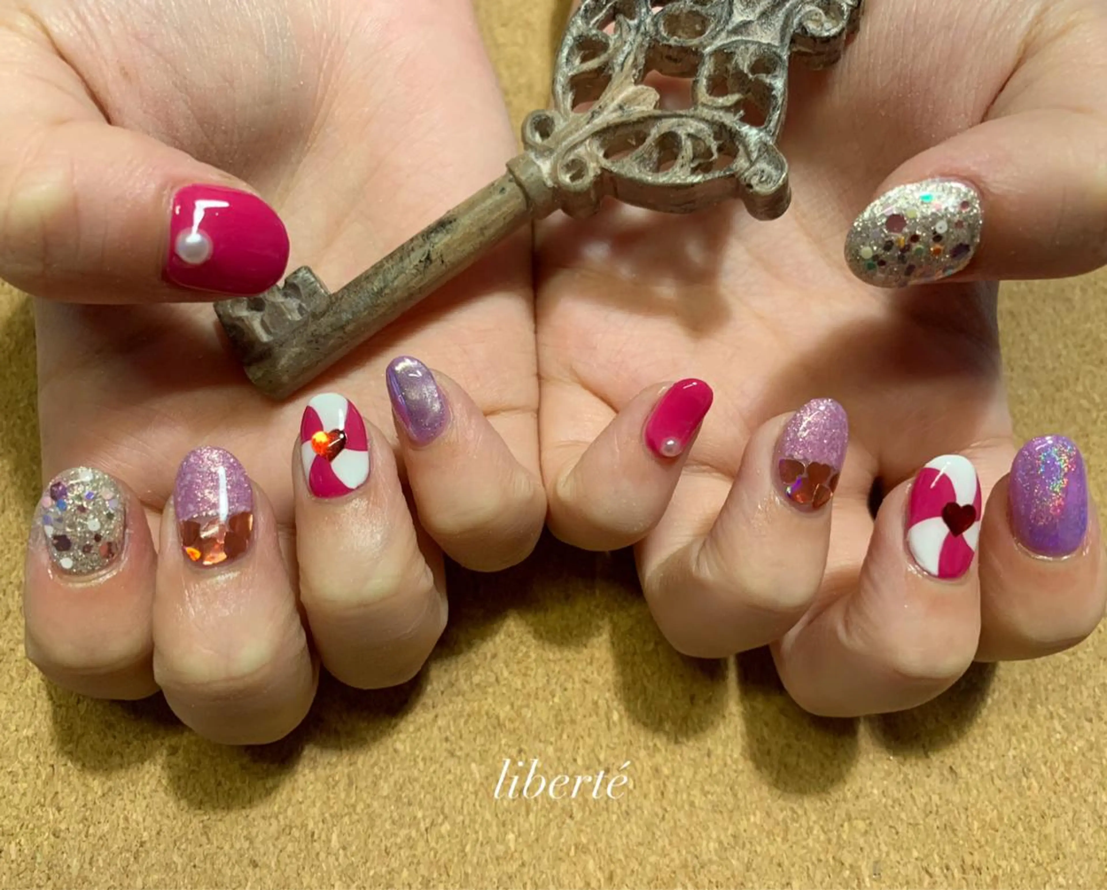 ネイル liberté (リベルテ)のネイルデザイン