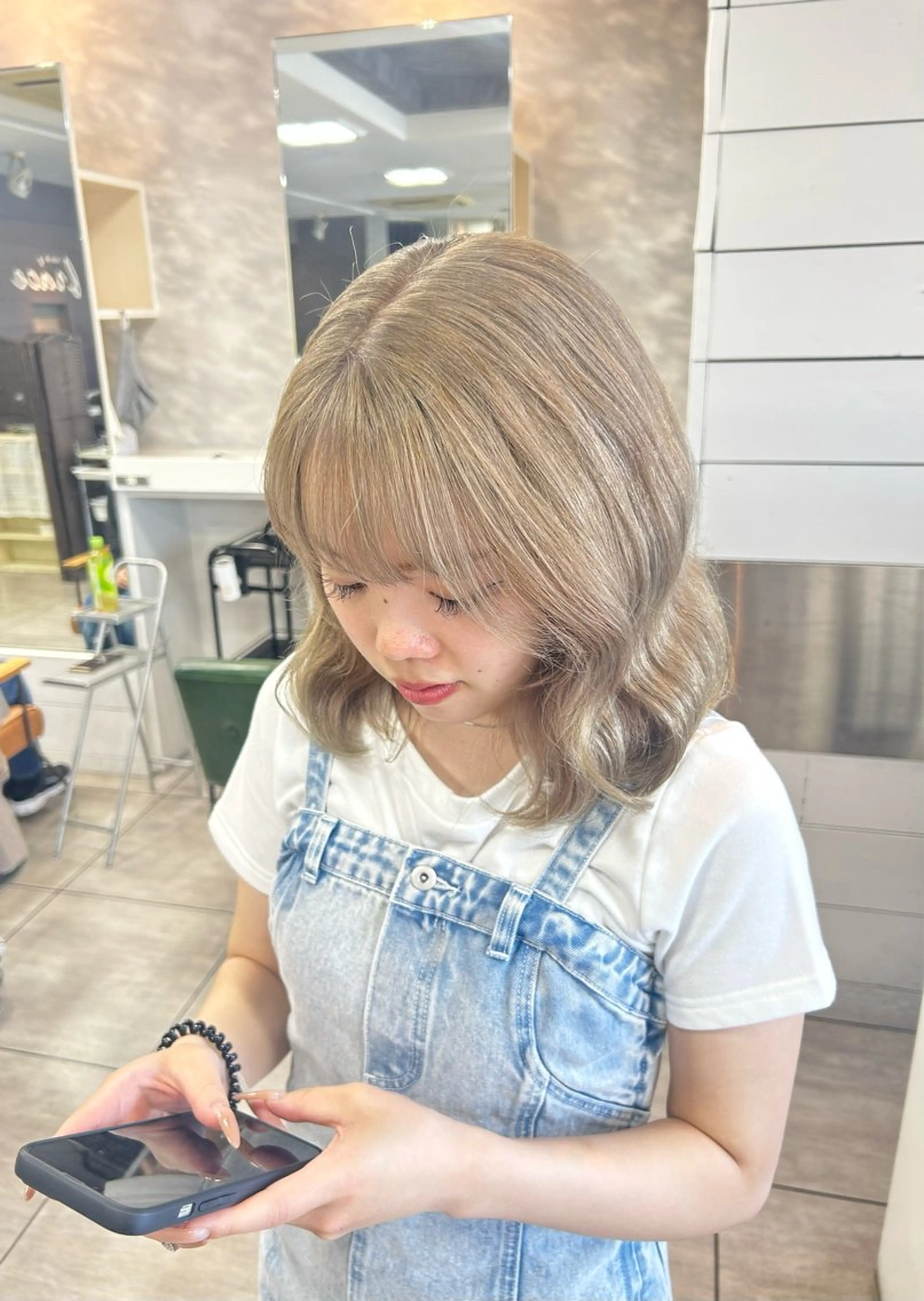 ミディアム トリートメント カット ヘアカラー トリートメント 🫧艶髪カラー🫧 森本くるみのヘアスタイル