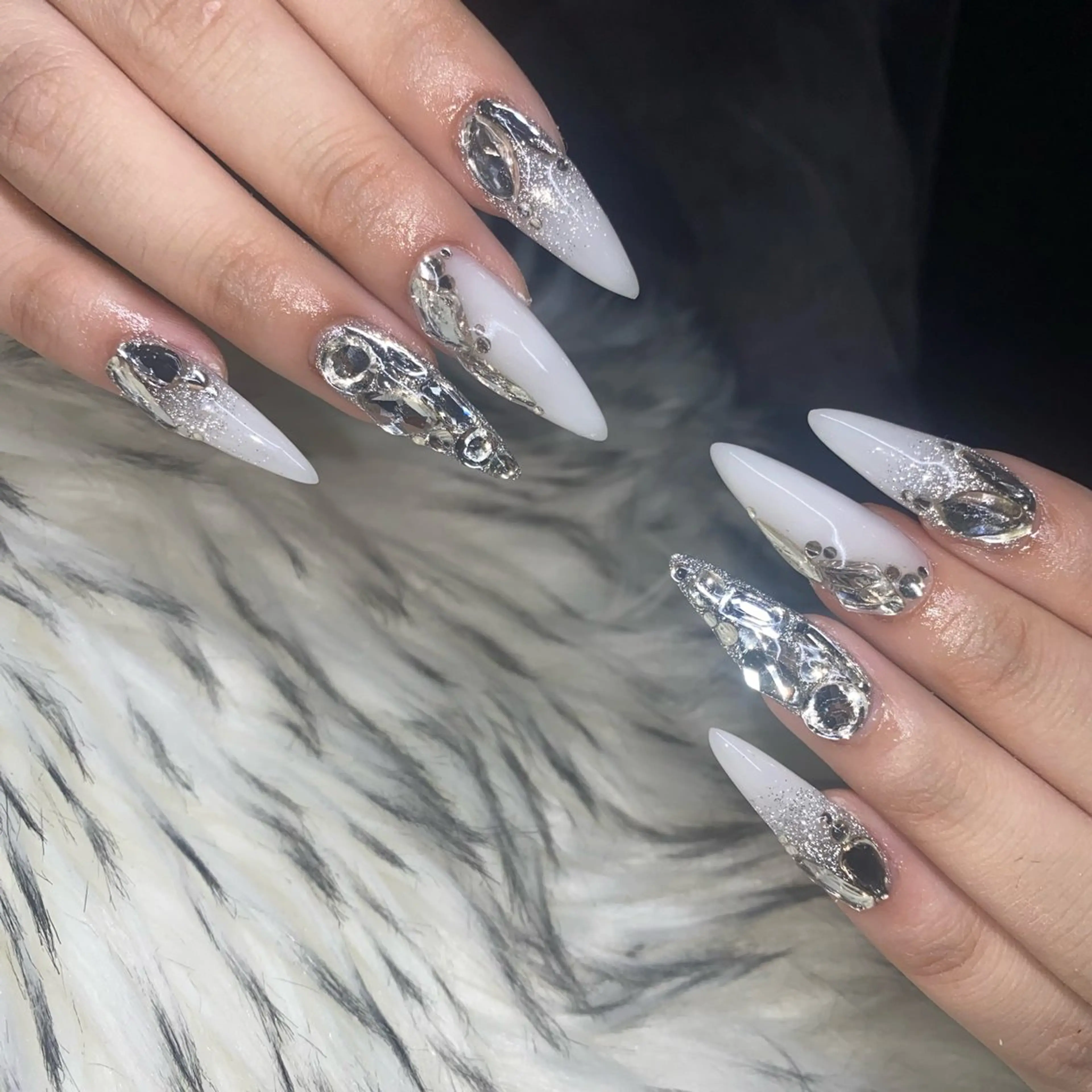 ネイル ハンドネイル la vie  Luire所属・la vie Luire ｱｽｶのネイルデザイン