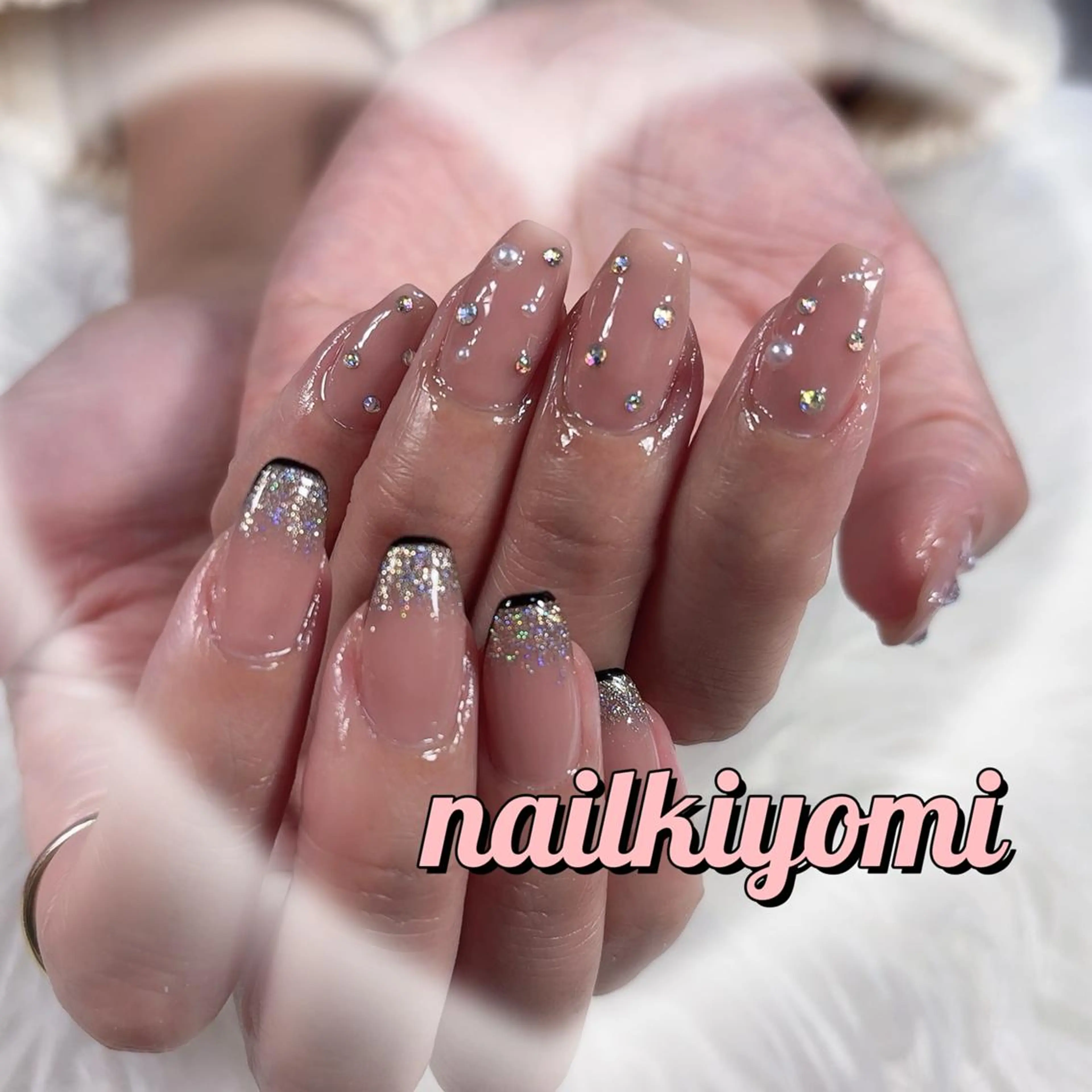 ネイル ロングネイル マグネットネイル 持ち込み 🦋Kiyomi. 🦋のネイルデザイン