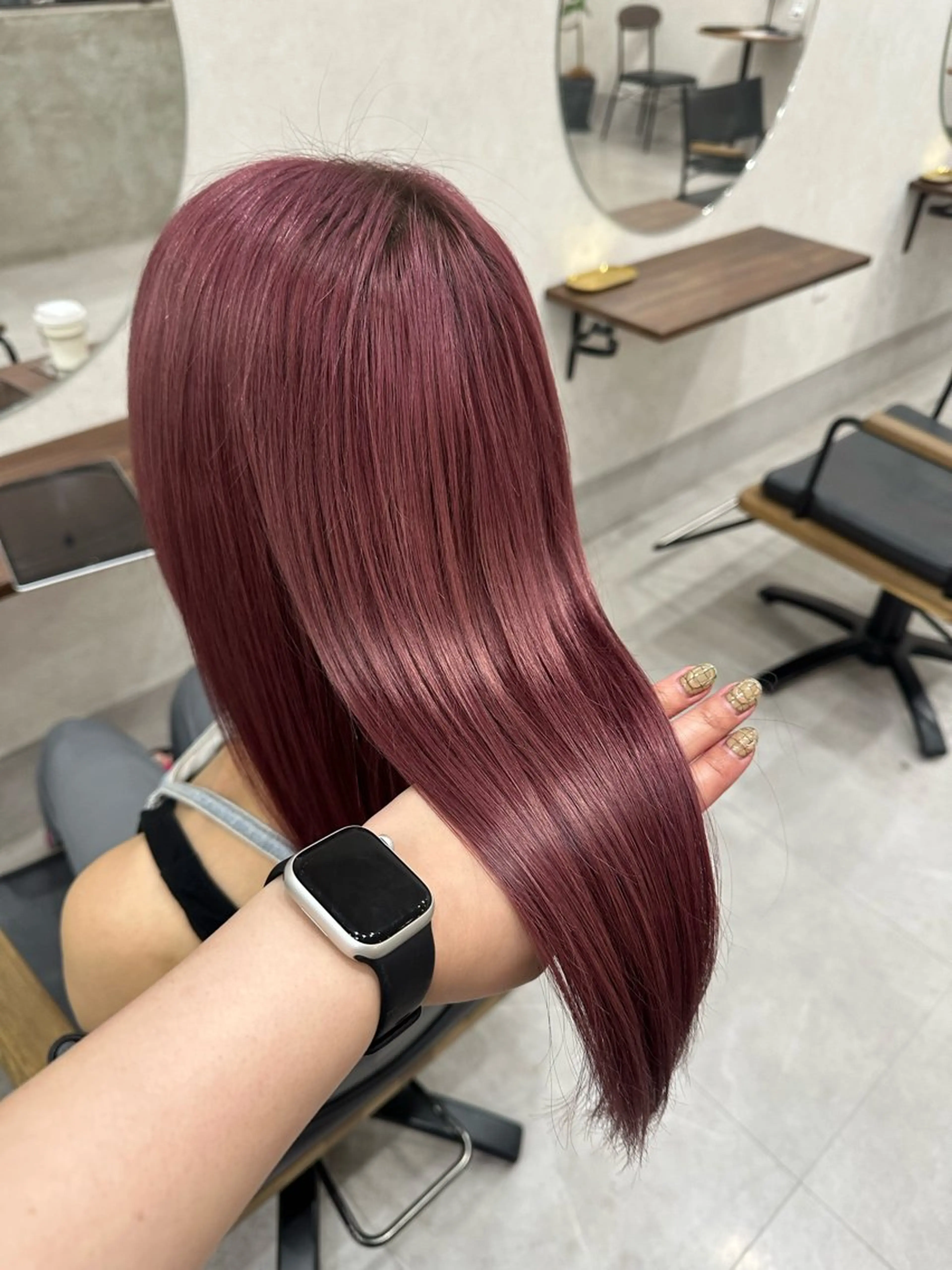 ロング カラー 透明感カラー stark 北川珠里のヘアスタイル