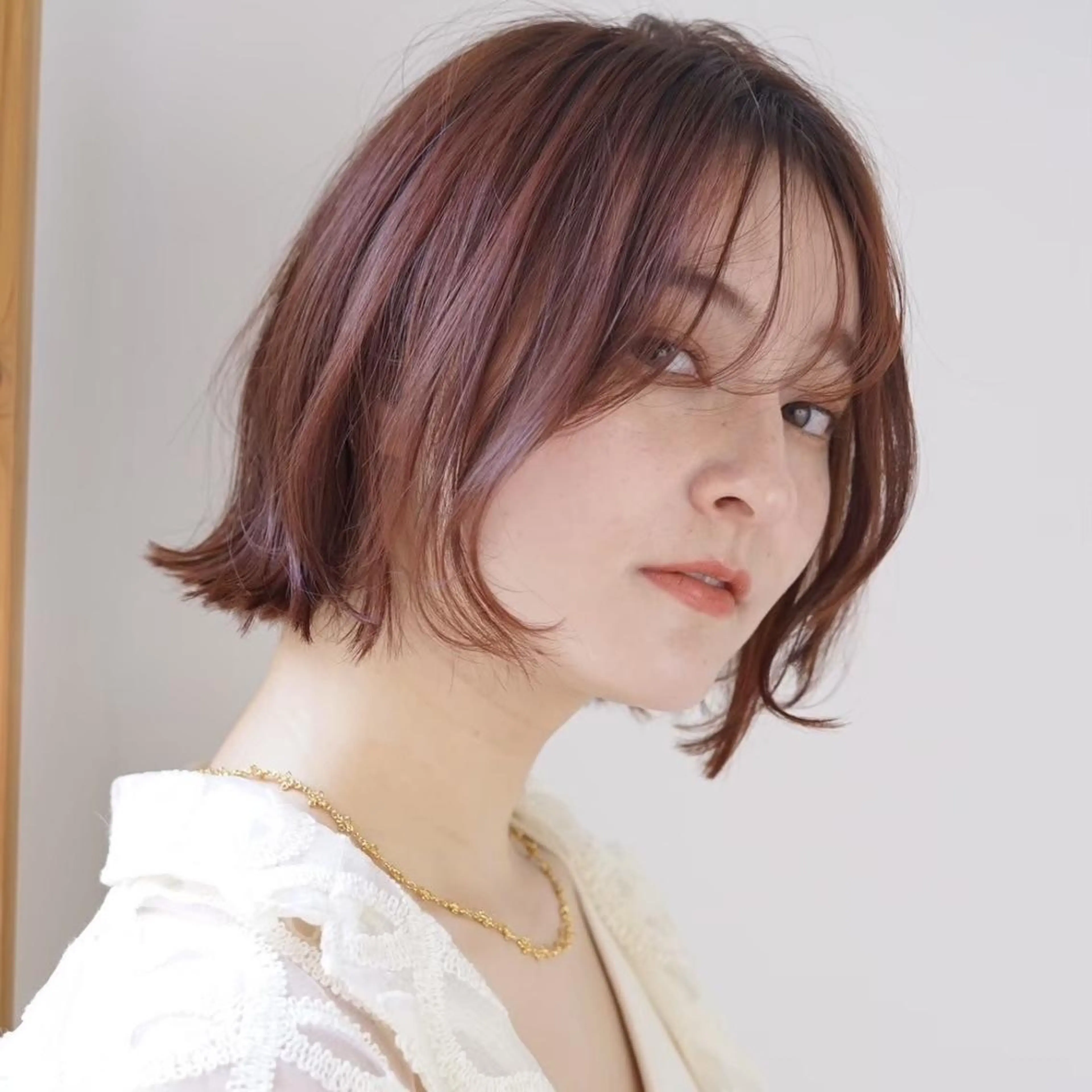 ショート カラー ヘアアレンジ ブリーチ ハイトーンカラー 縮毛矯正 トリートメント ヘアカラー トリートメント 🌱カラー&トリート メント🌱SOUTAのヘアスタイル